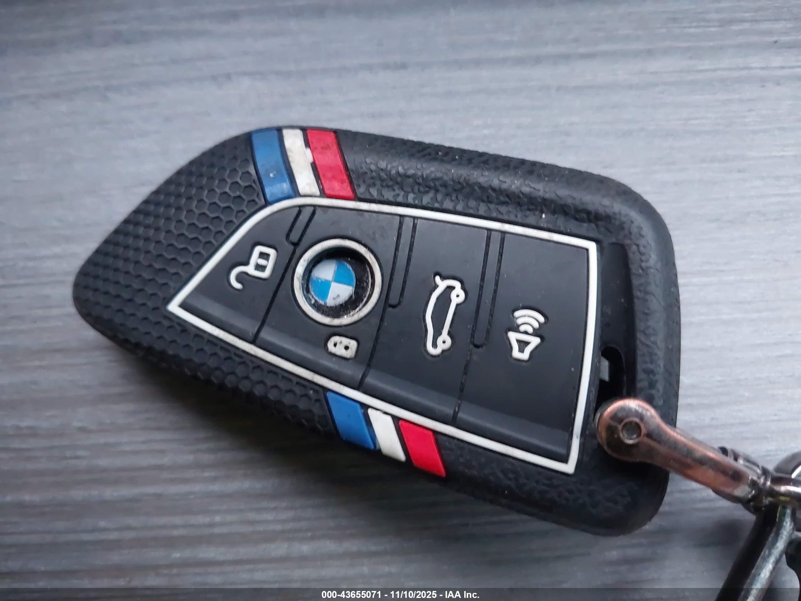 BMW I4 image 11