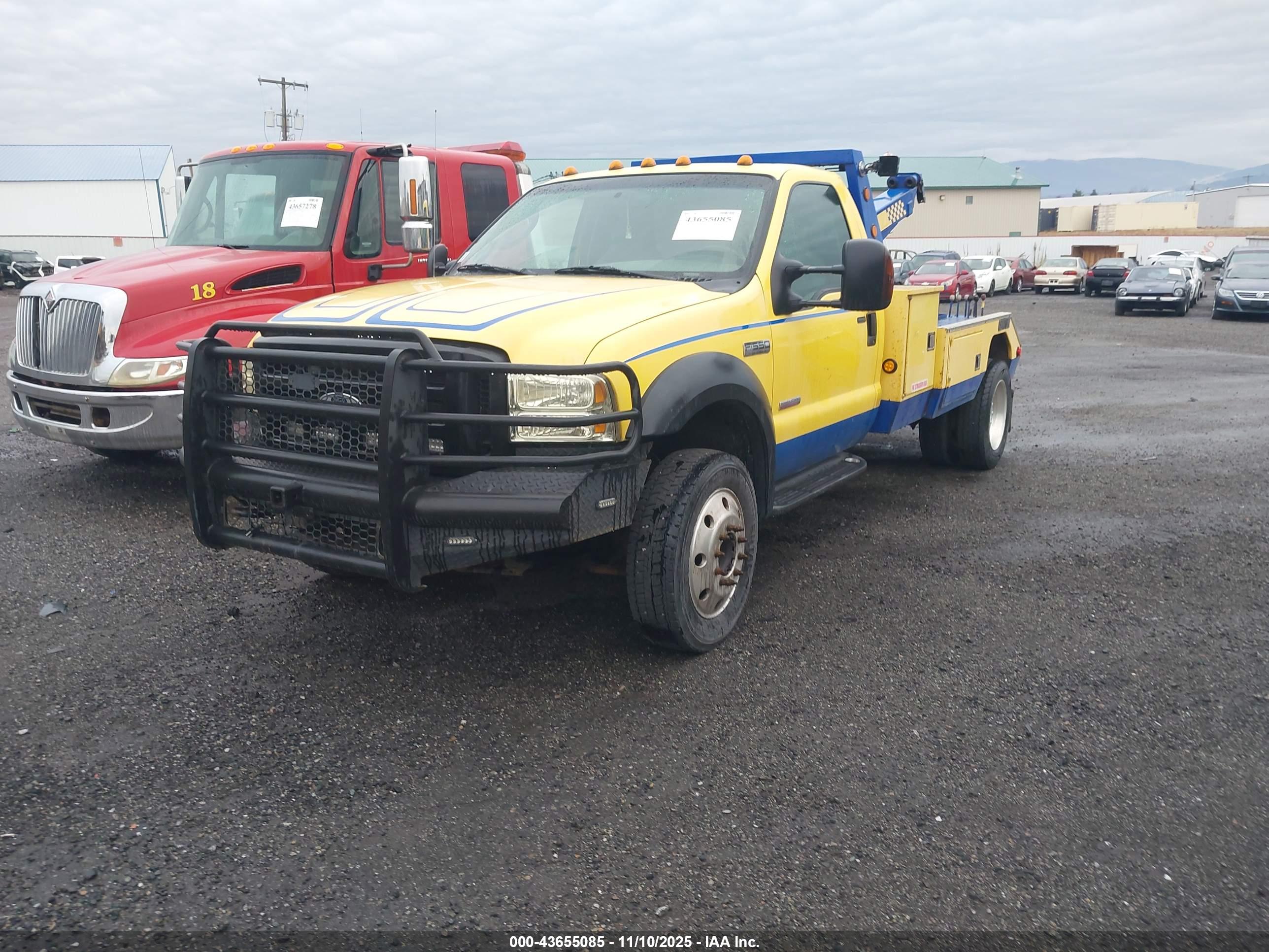 FORD F-550 image 2