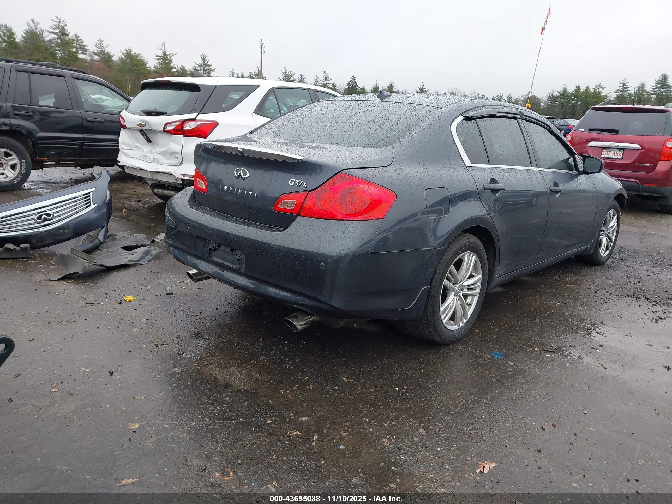 INFINITI G37X image 4