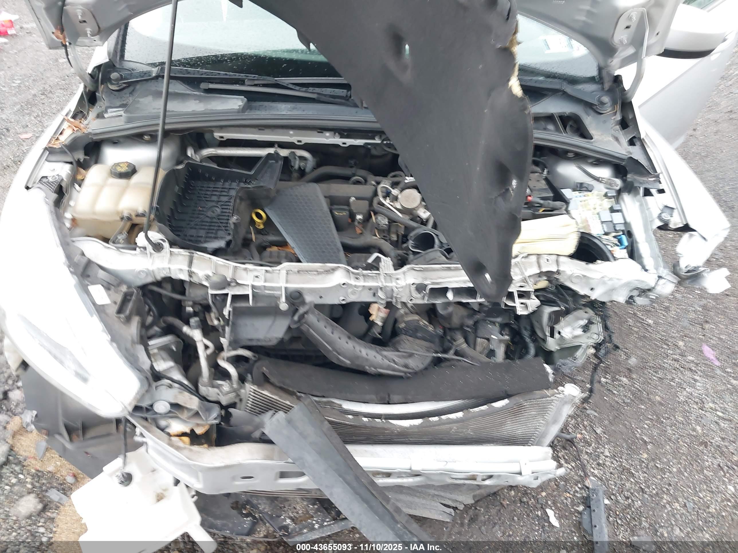 FORD FOCUS image 10
