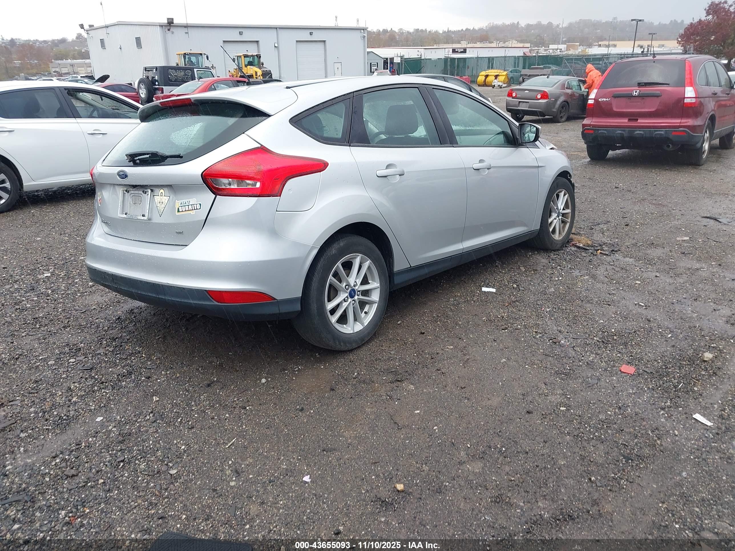 FORD FOCUS image 4