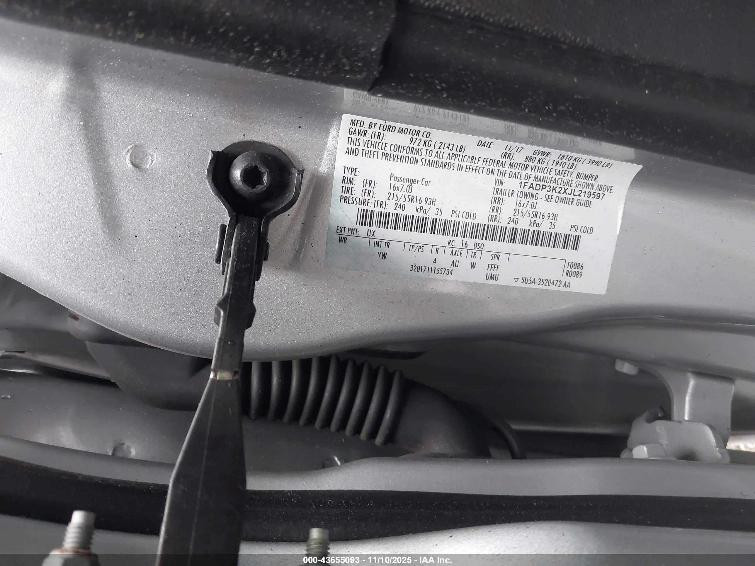 FORD FOCUS image 9
