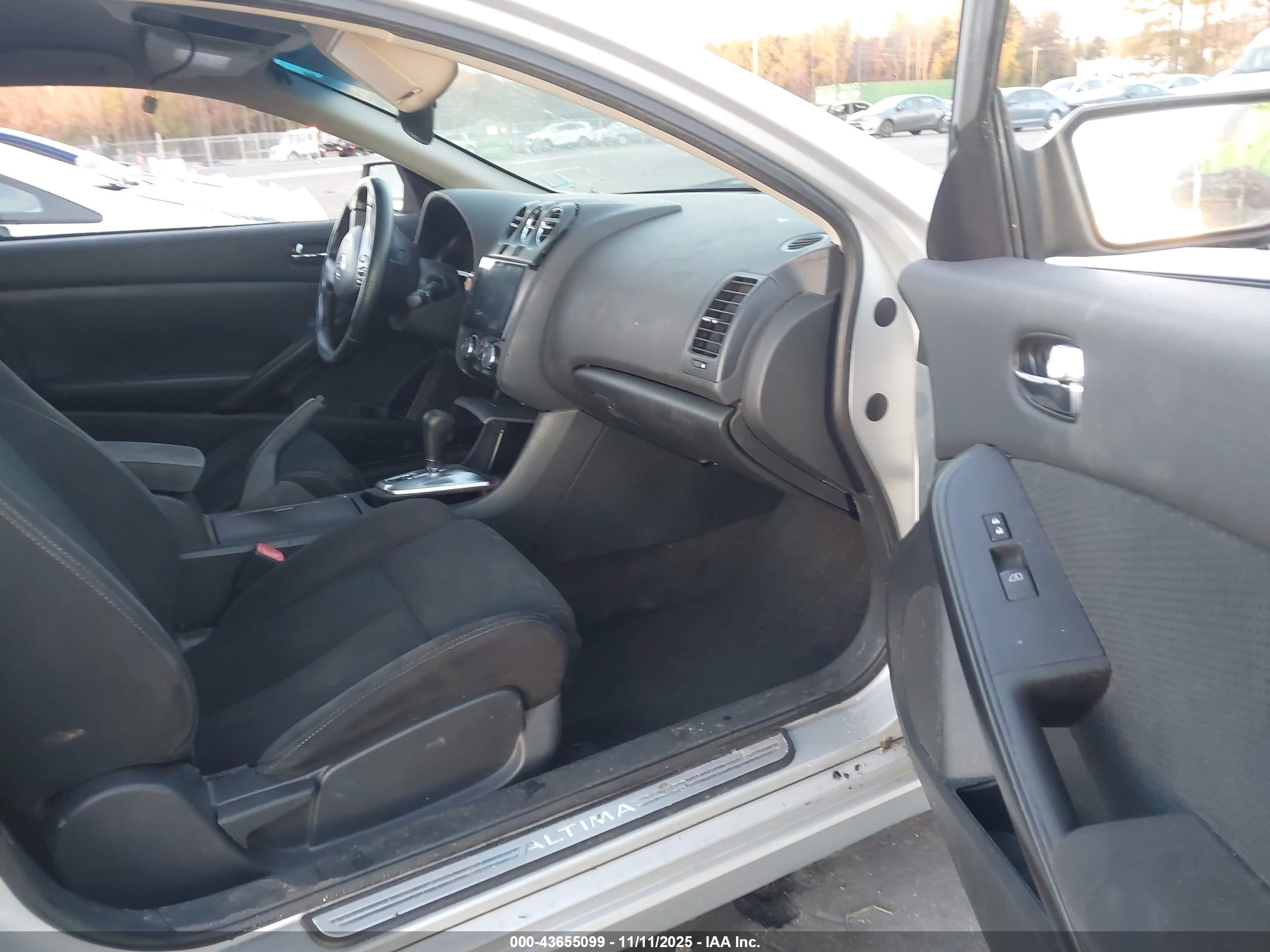 NISSAN ALTIMA image 5