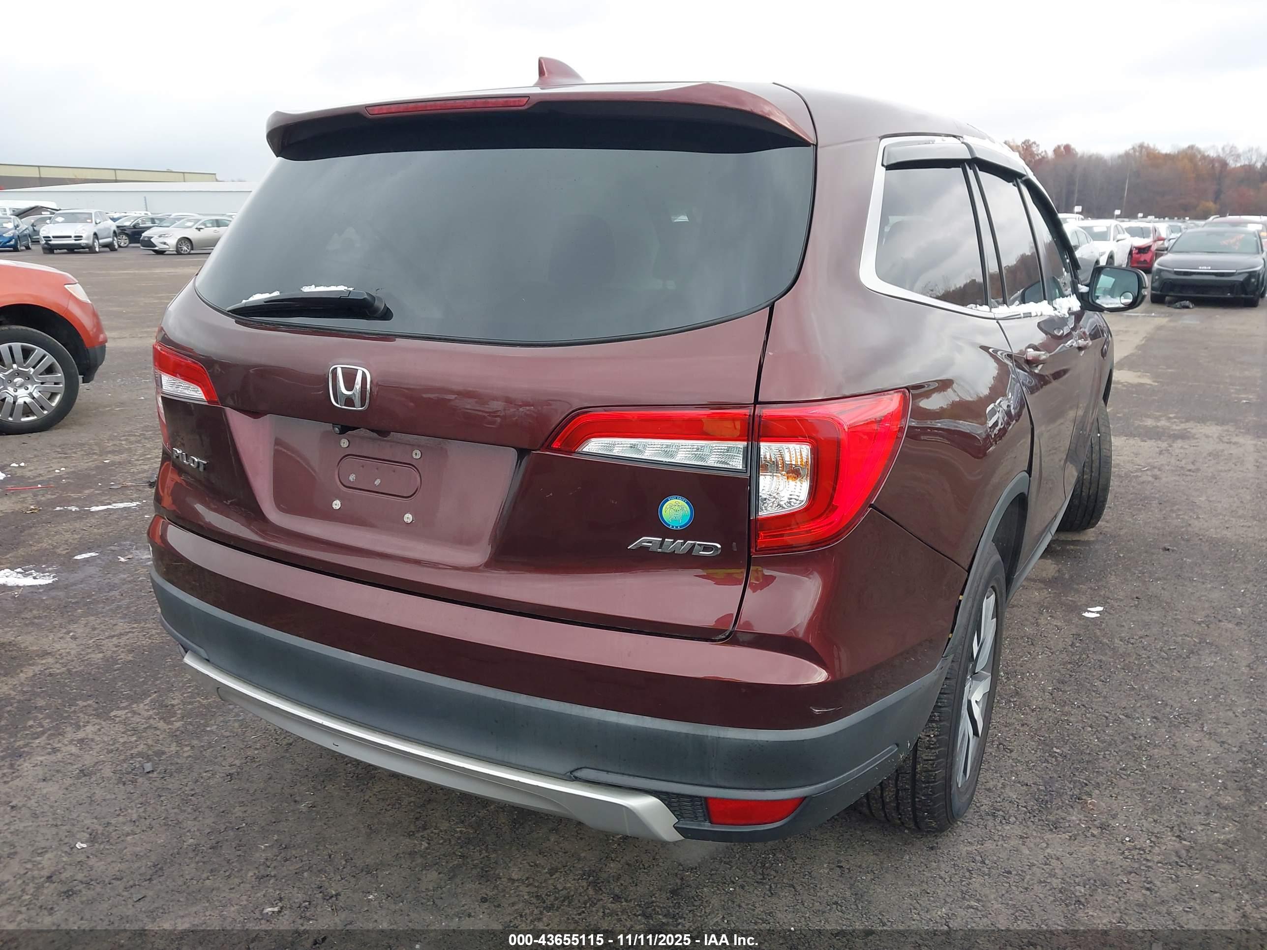 HONDA PILOT image 4