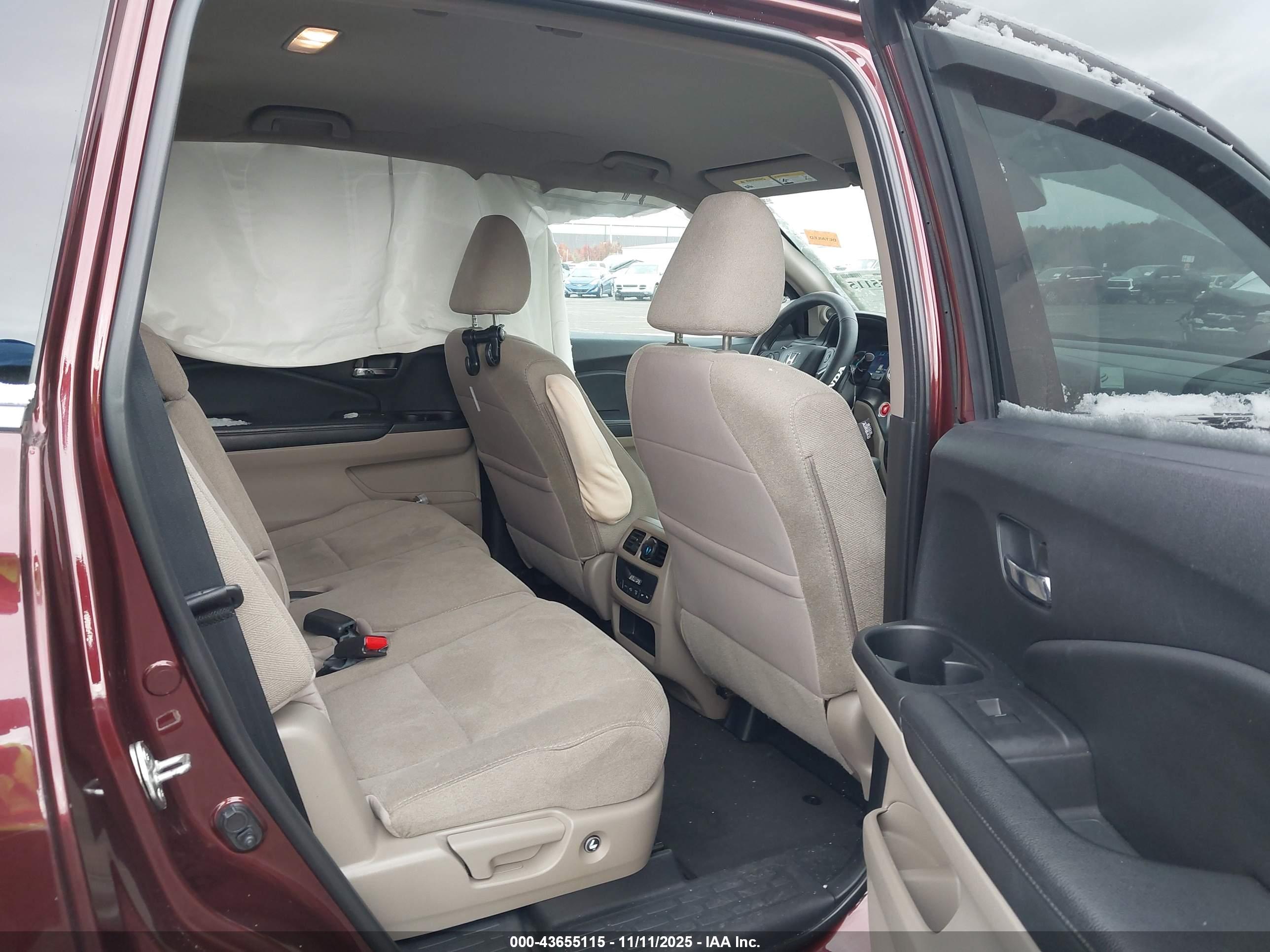 HONDA PILOT image 8