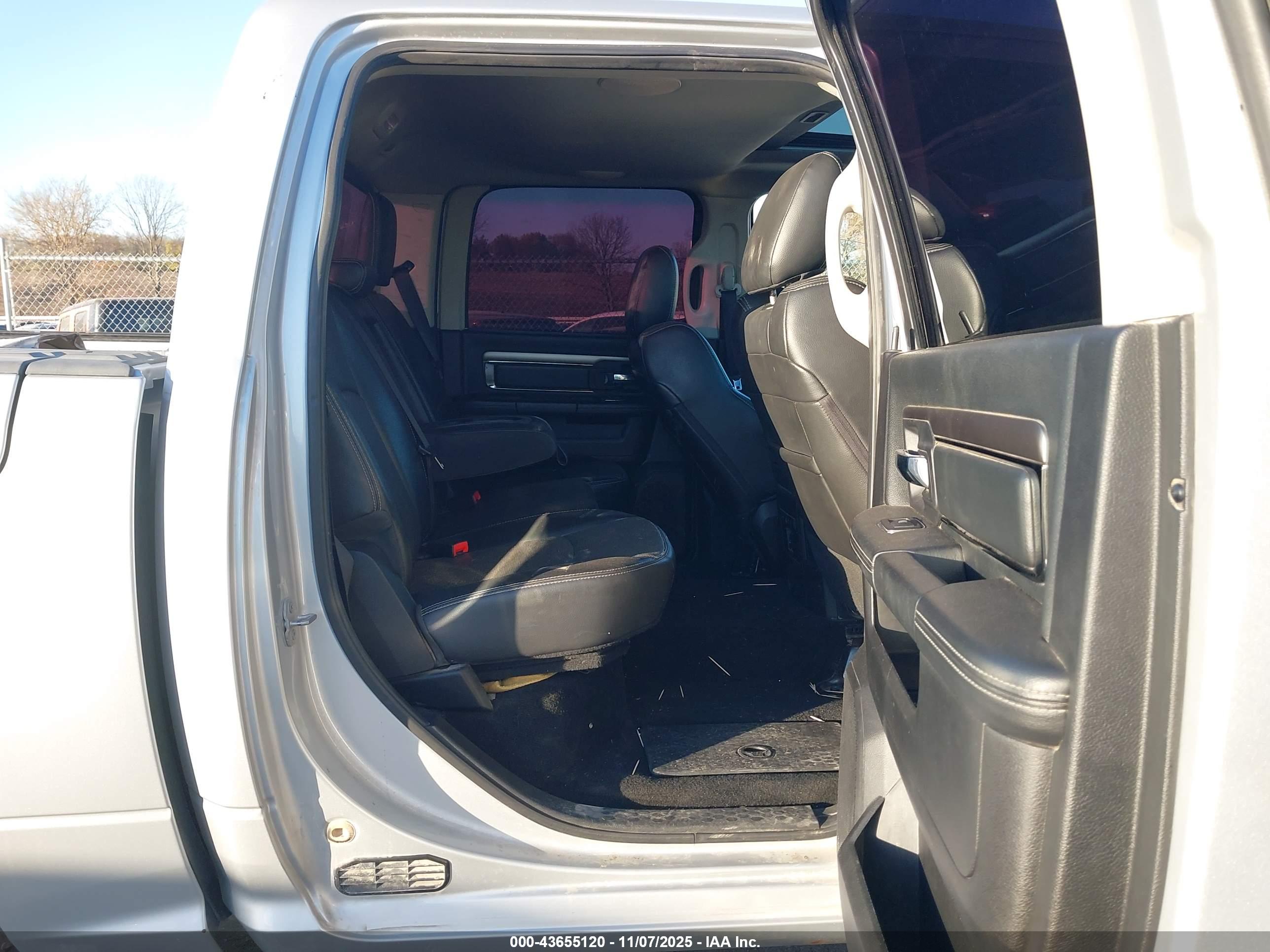RAM 1500 image 8