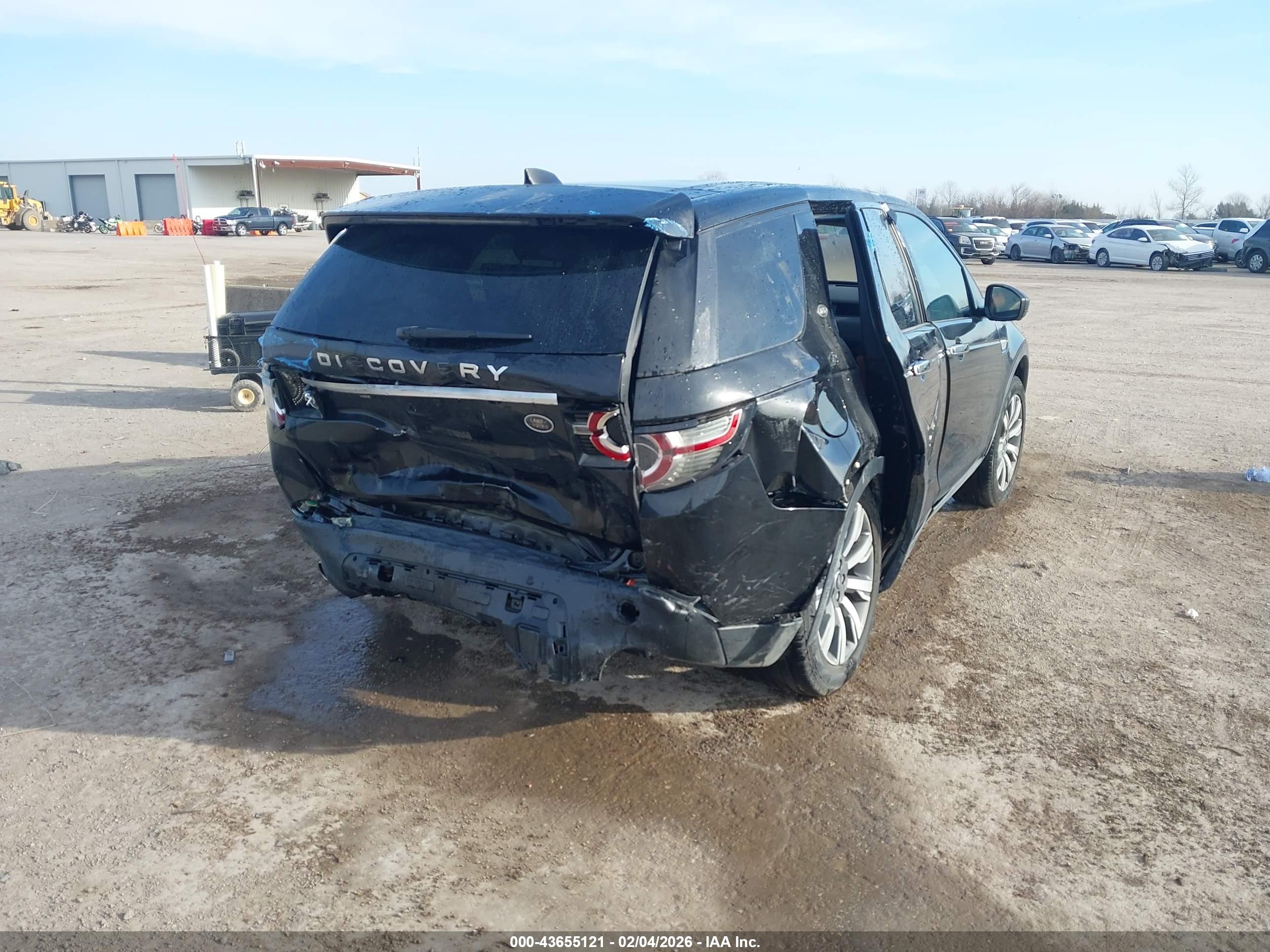 LAND ROVER image 6