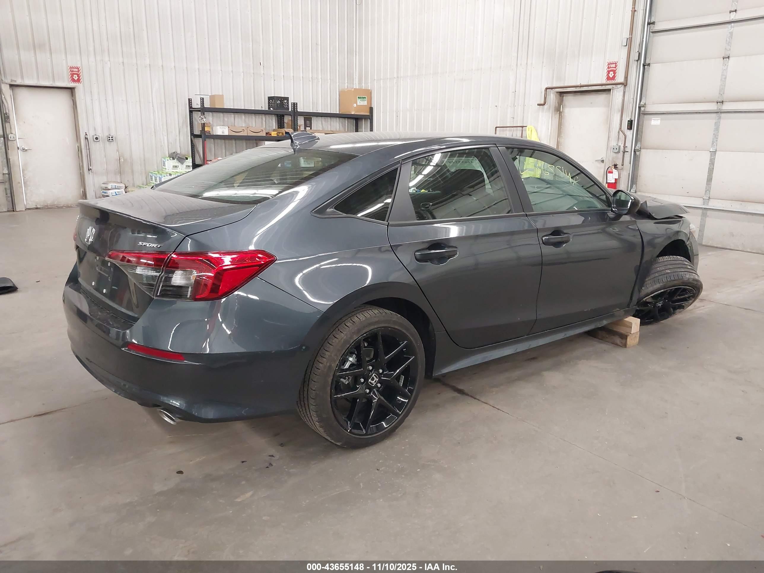 HONDA CIVIC image 4