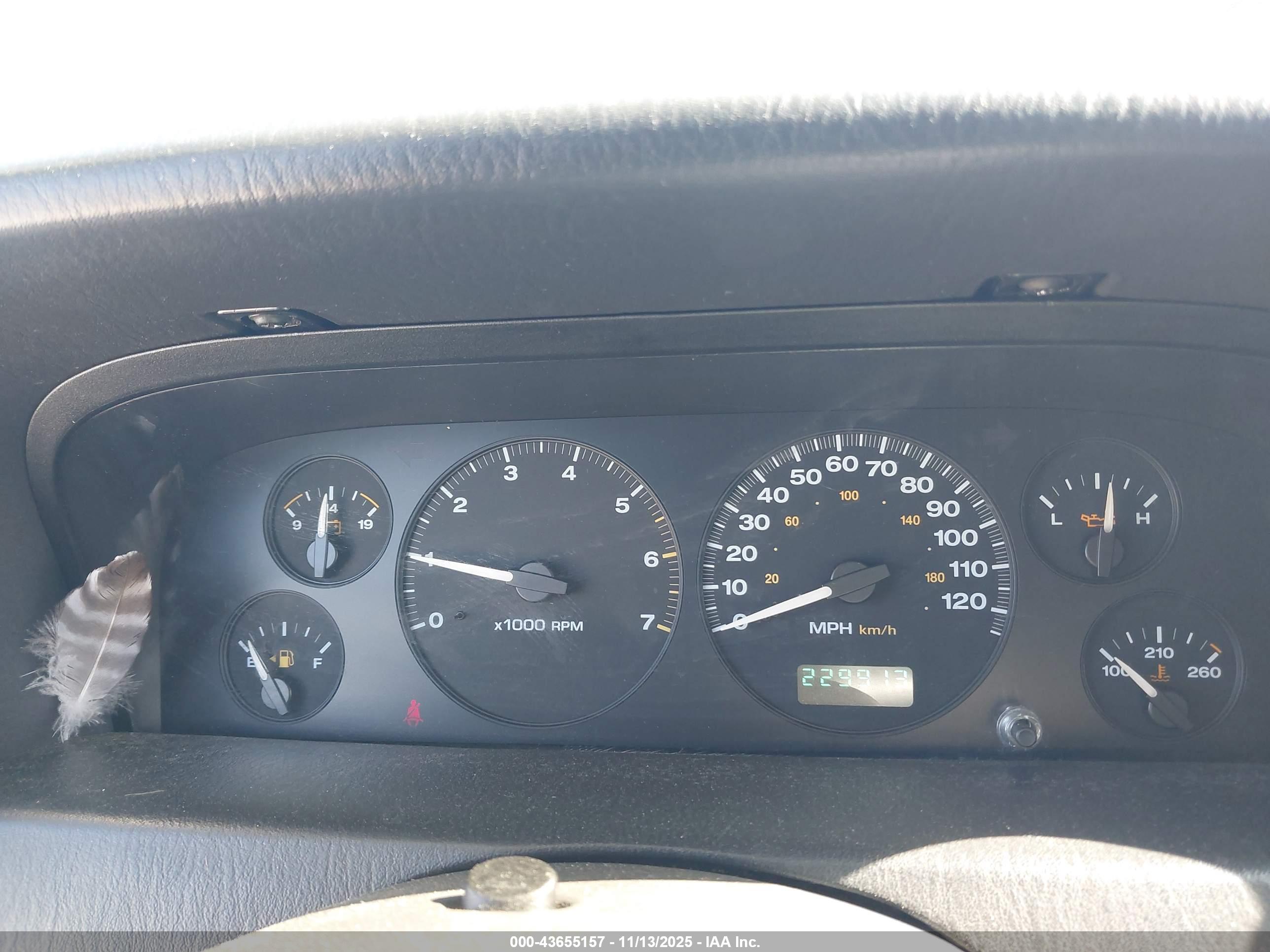 JEEP GRAND image 7