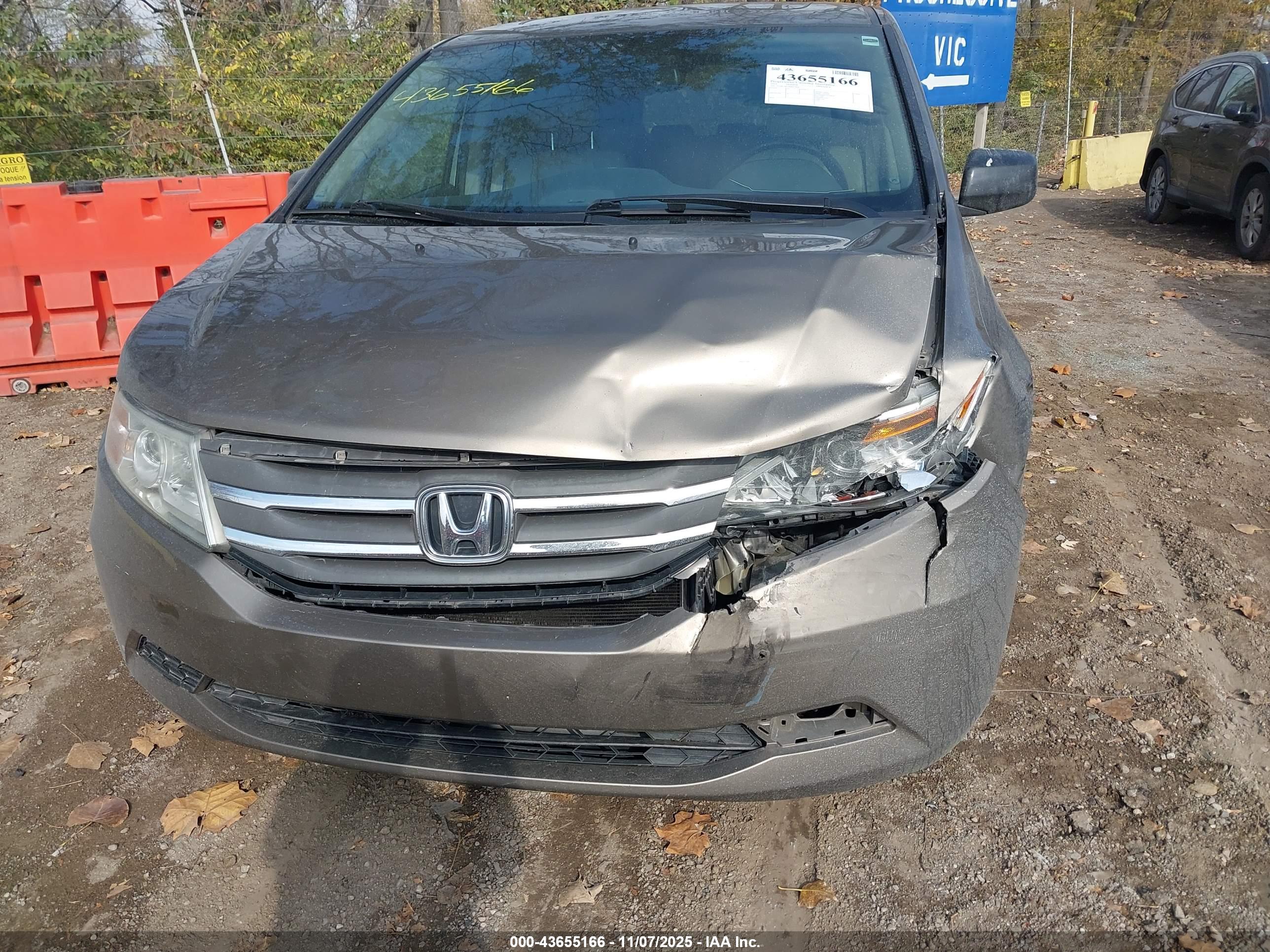 HONDA ODYSSEY image 6
