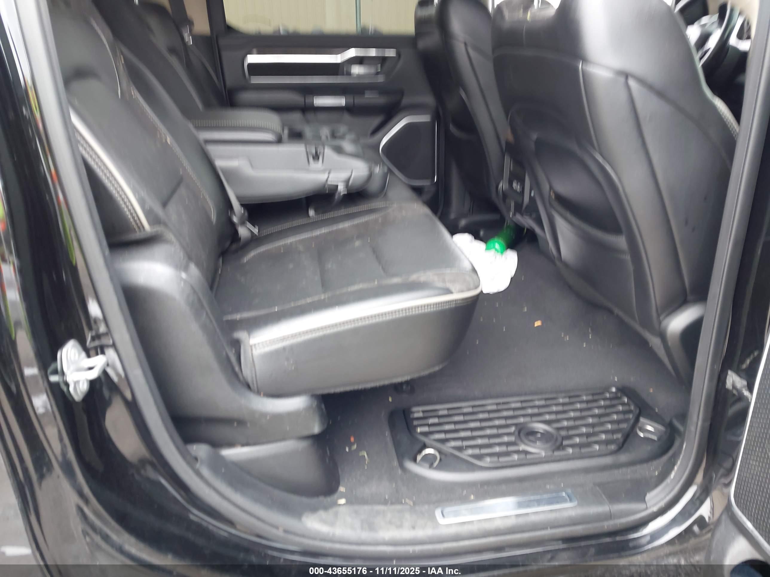 RAM 1500 image 8