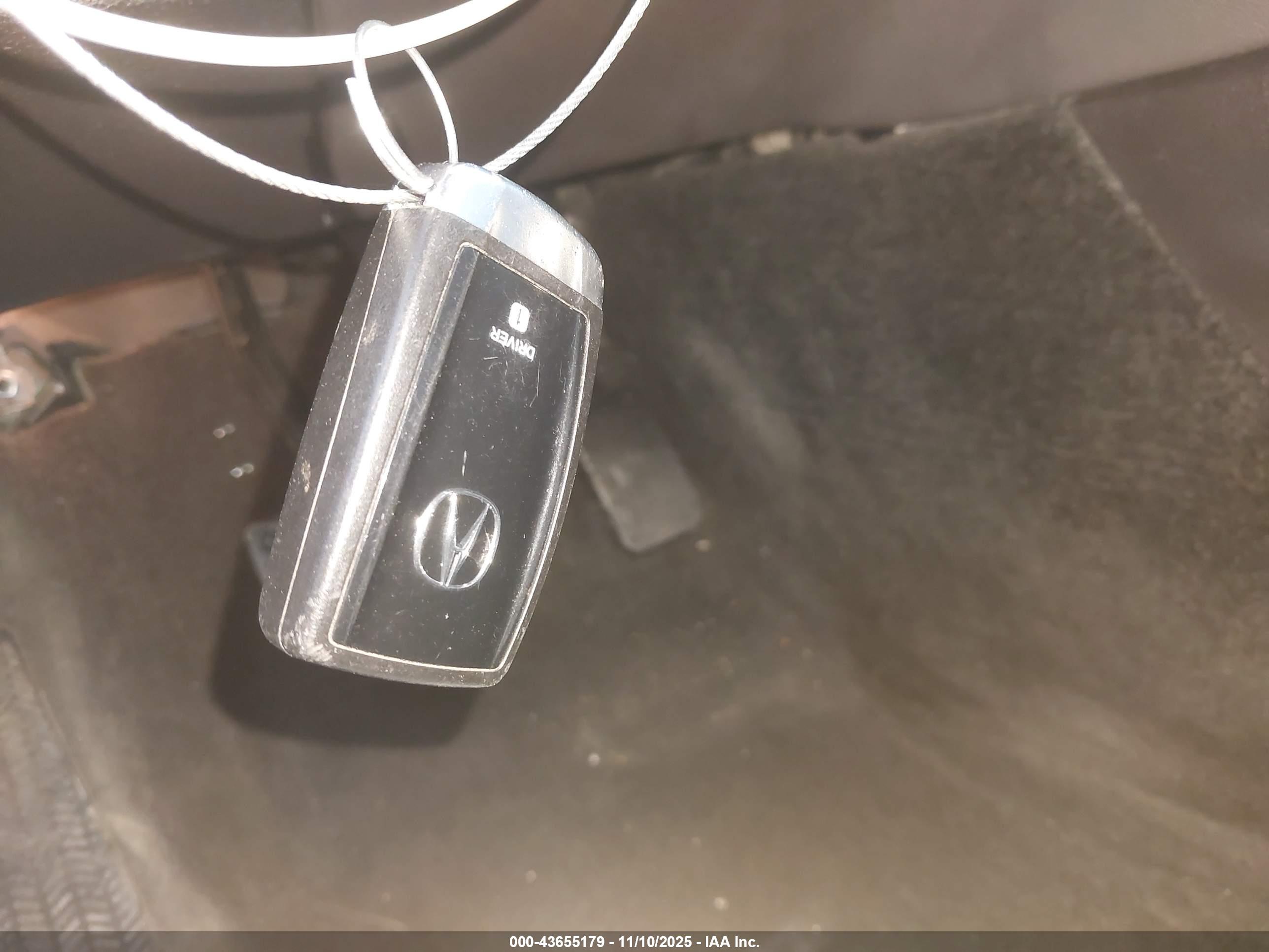 ACURA MDX image 11