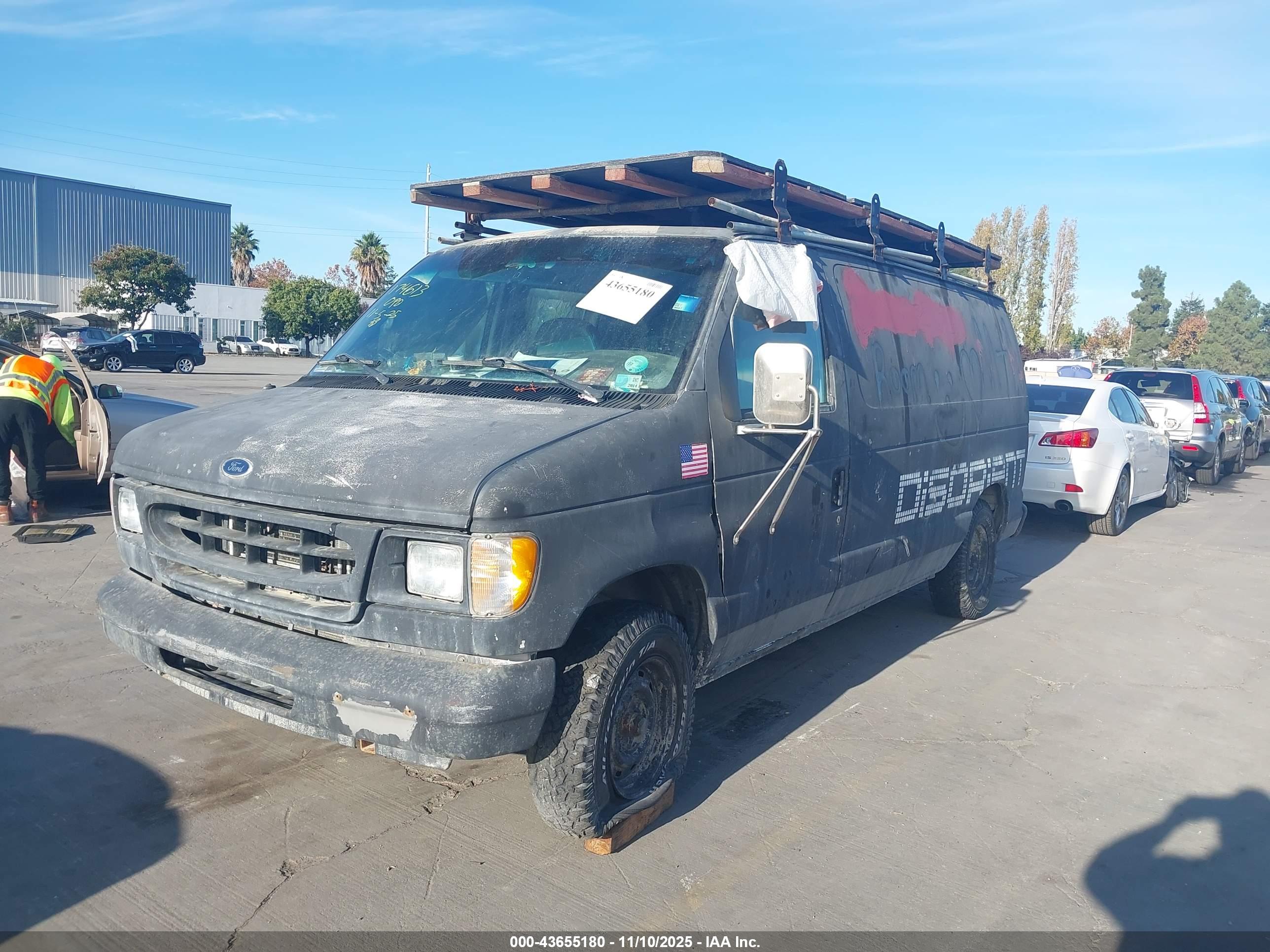 FORD E-150 image 2