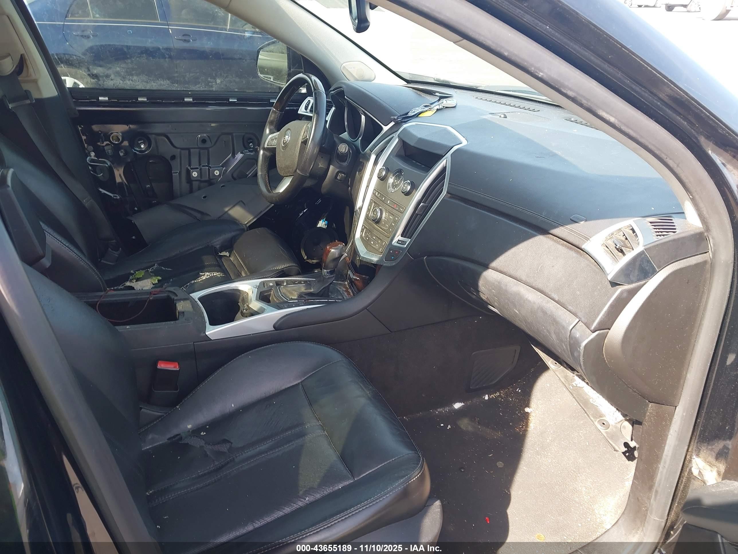 CADILLAC SRX image 5
