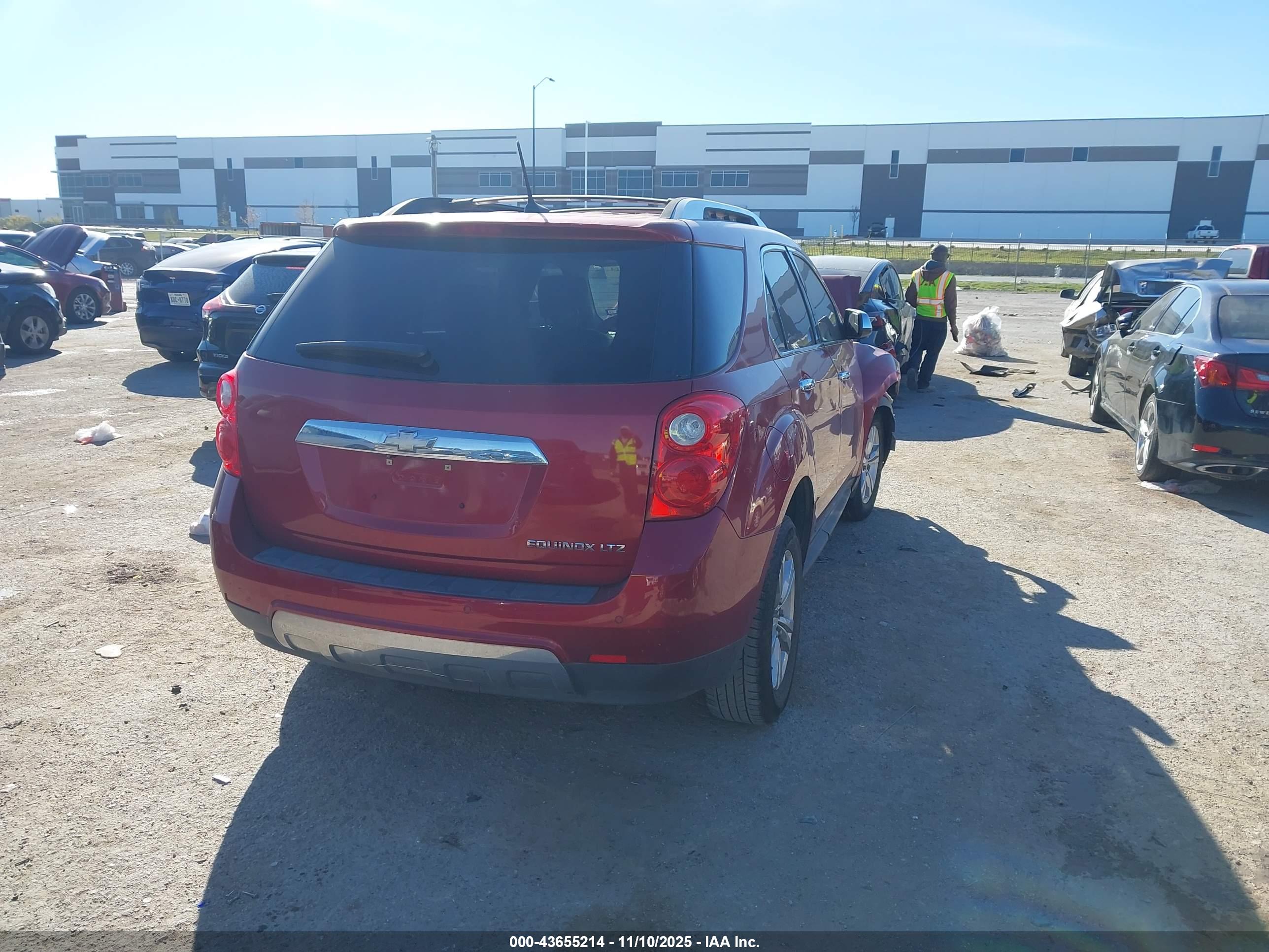 CHEVROLET EQUINOX image 4