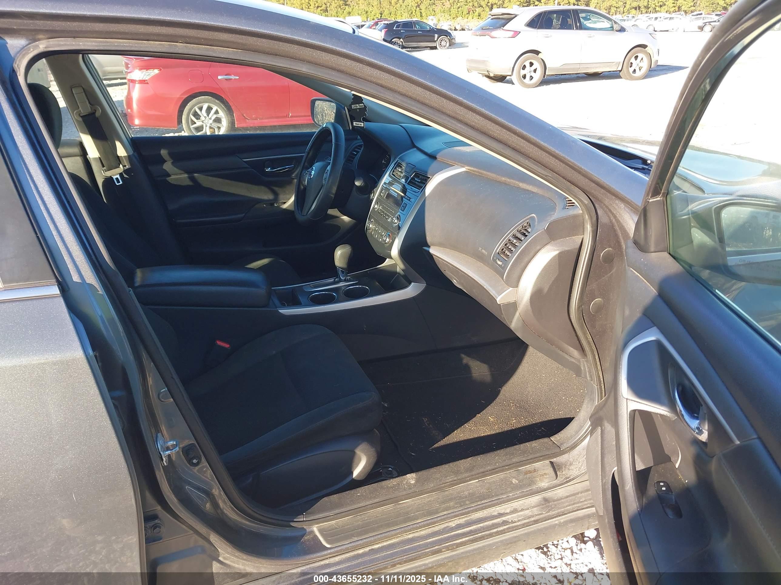 NISSAN ALTIMA image 5