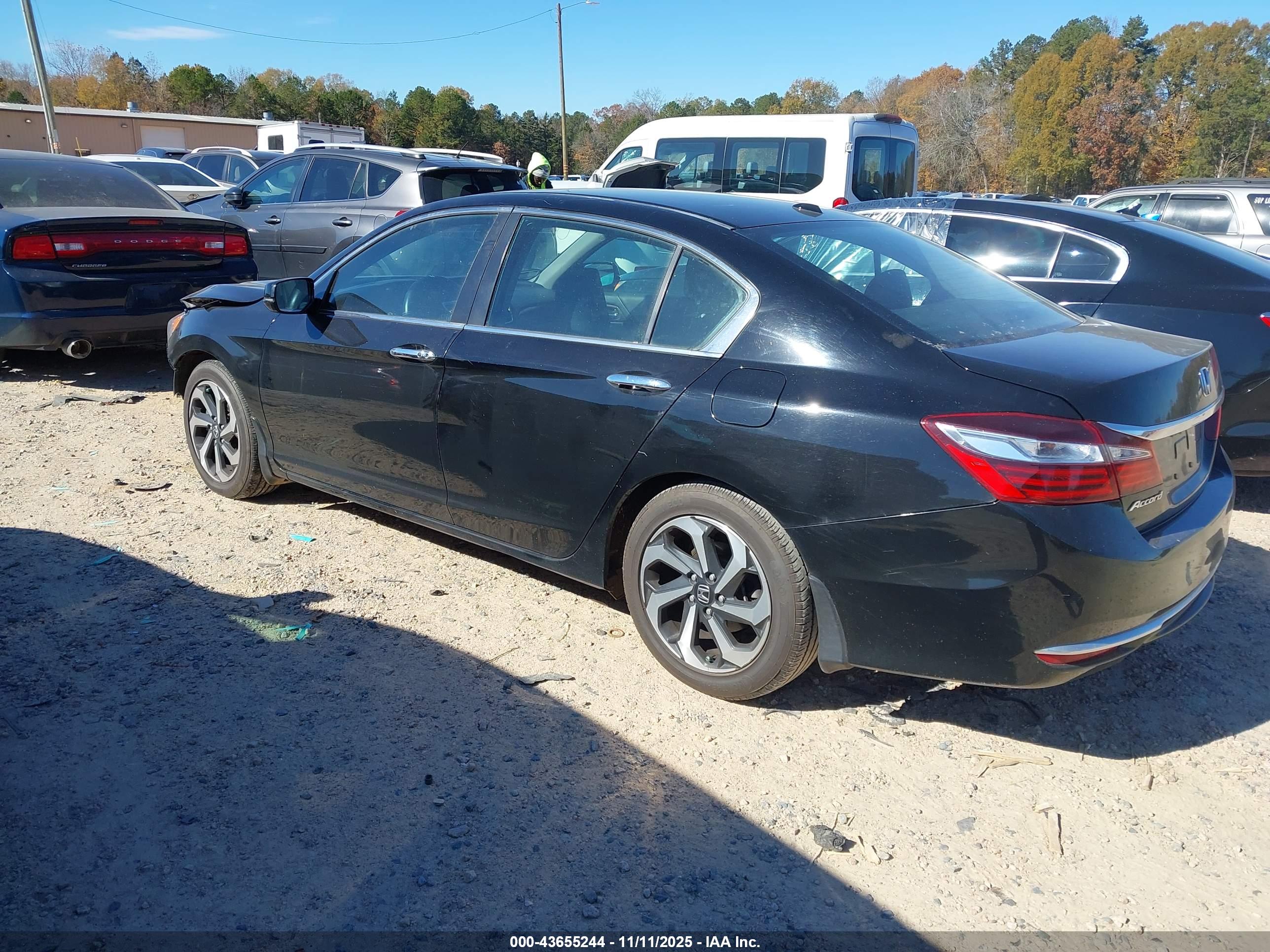 HONDA ACCORD image 3