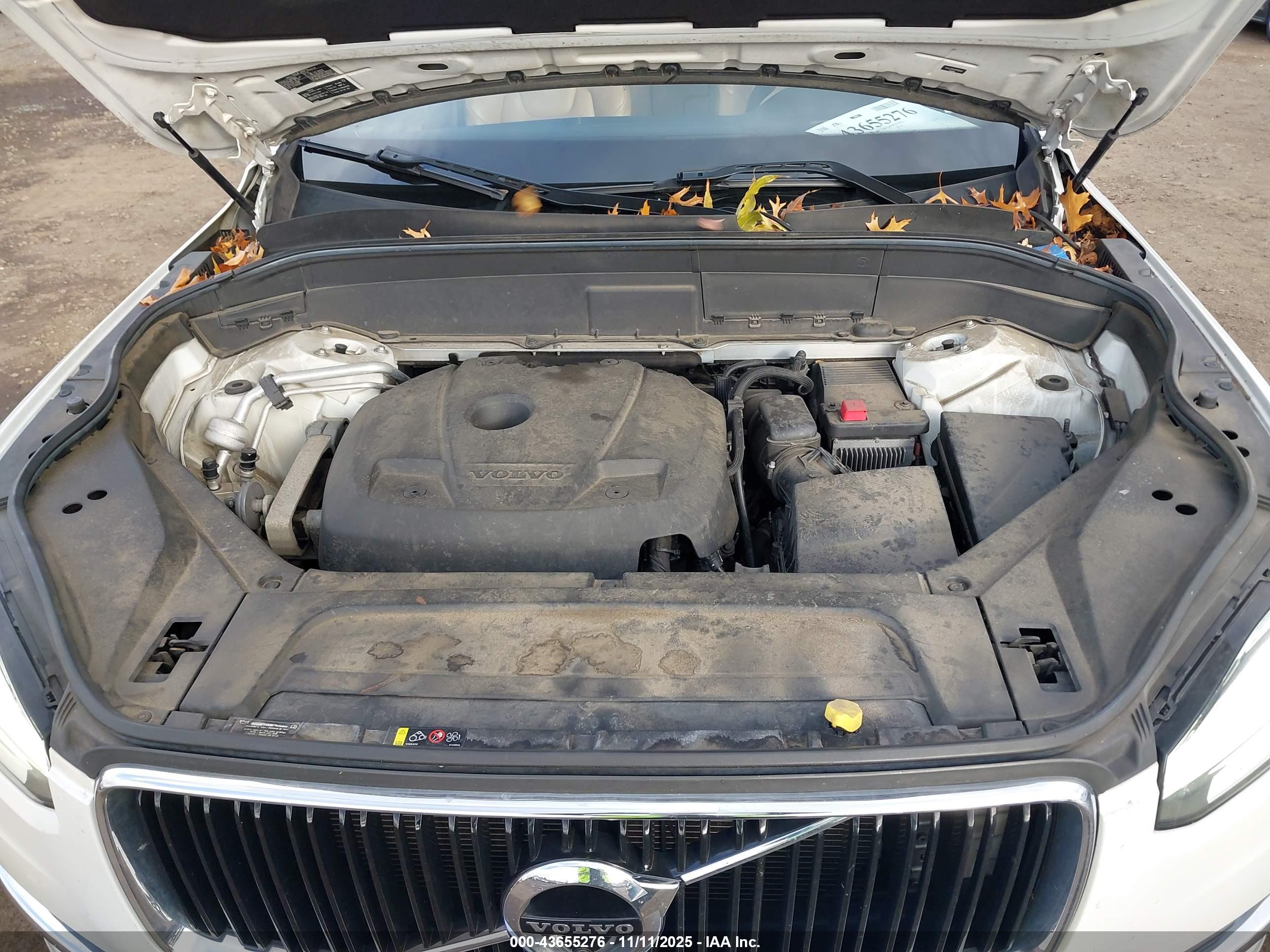 VOLVO XC90 image 10