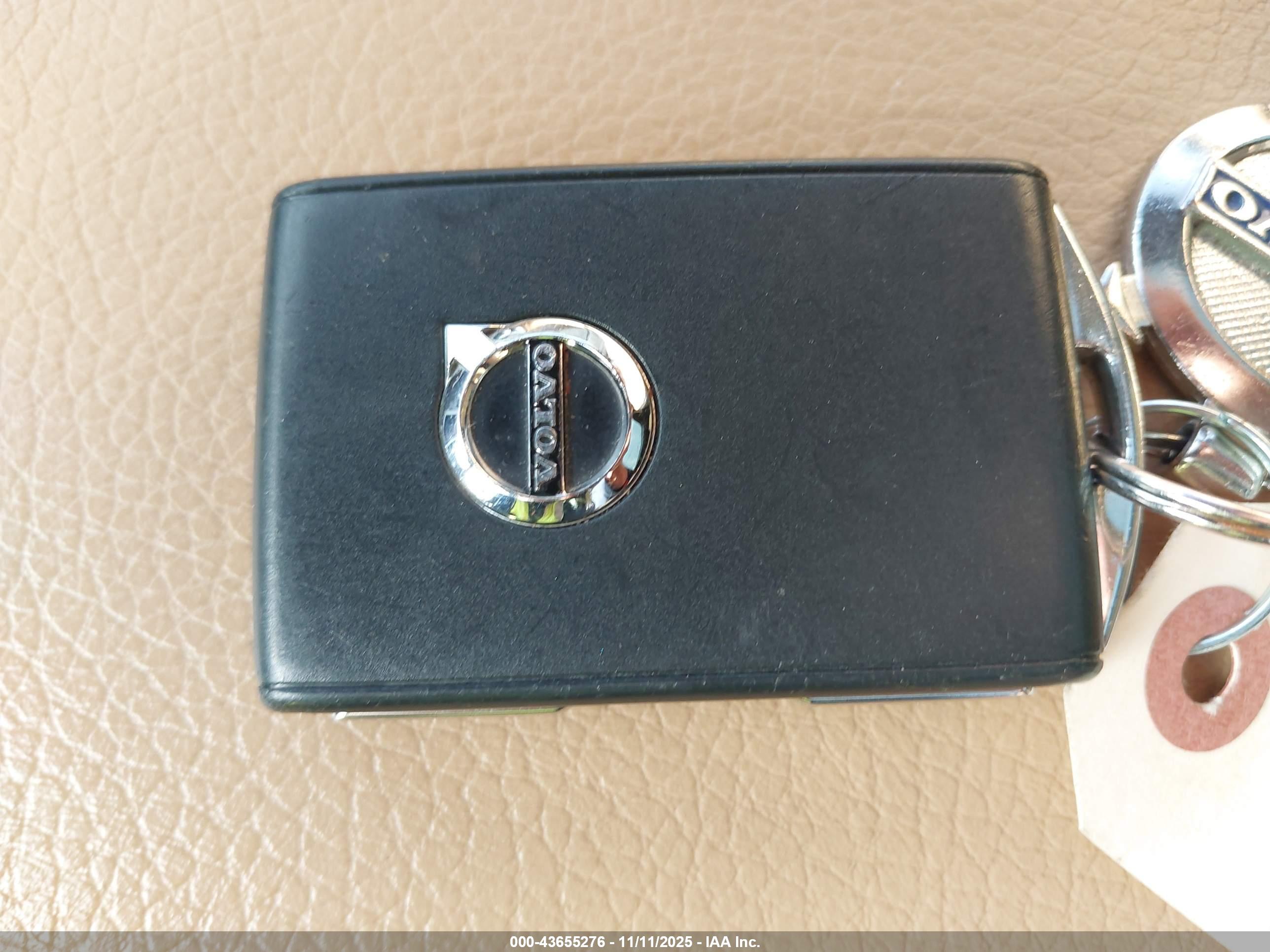 VOLVO XC90 image 11