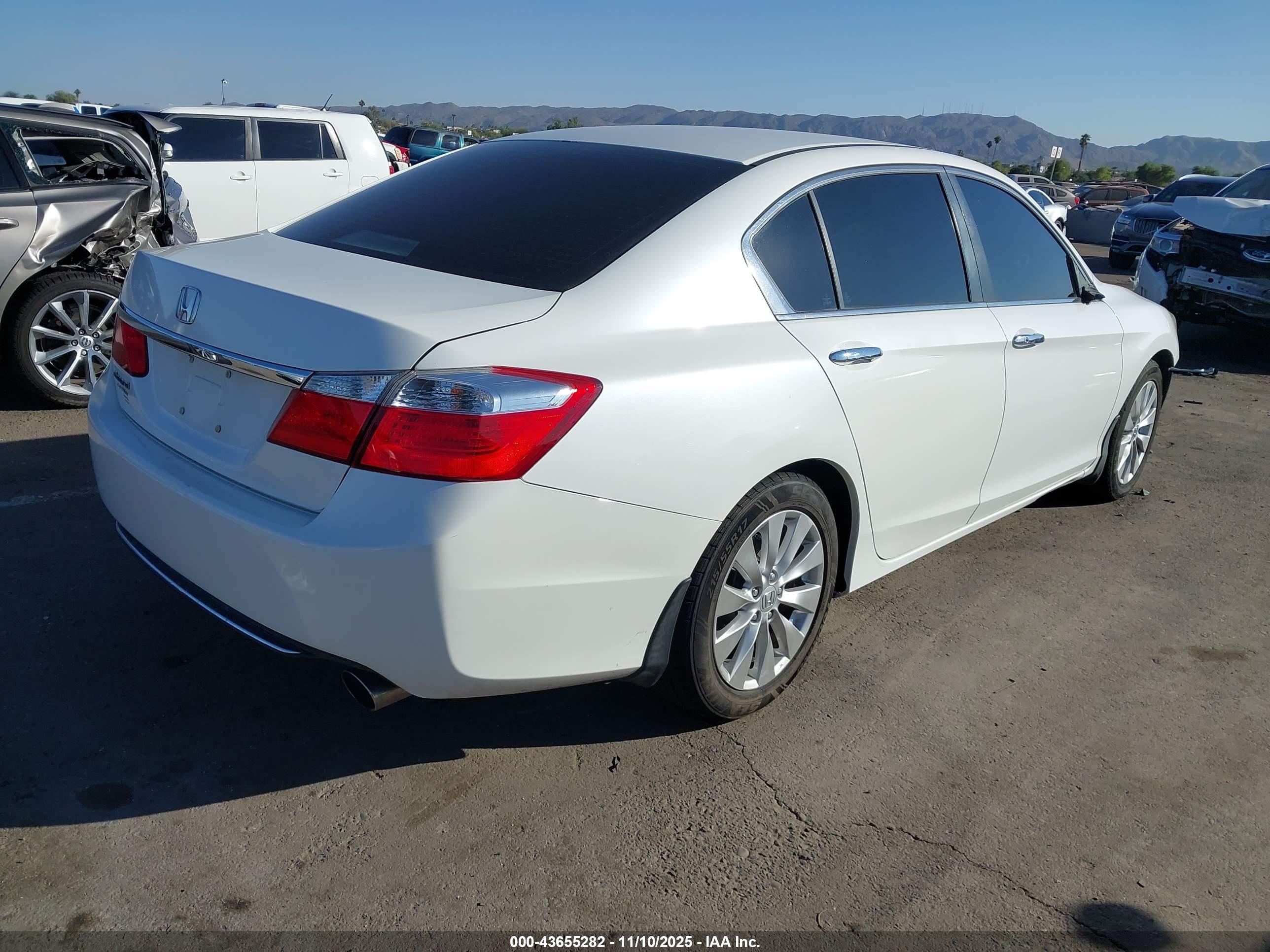 HONDA ACCORD image 4