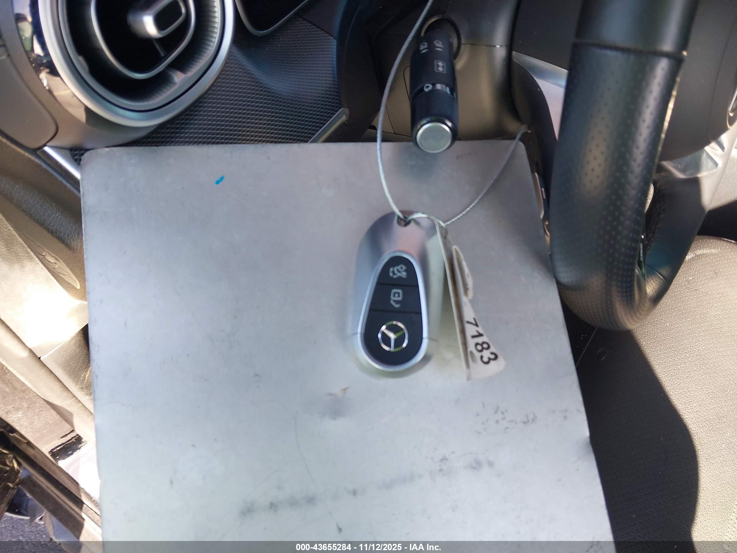 MERCEDES-BENZ C image 11