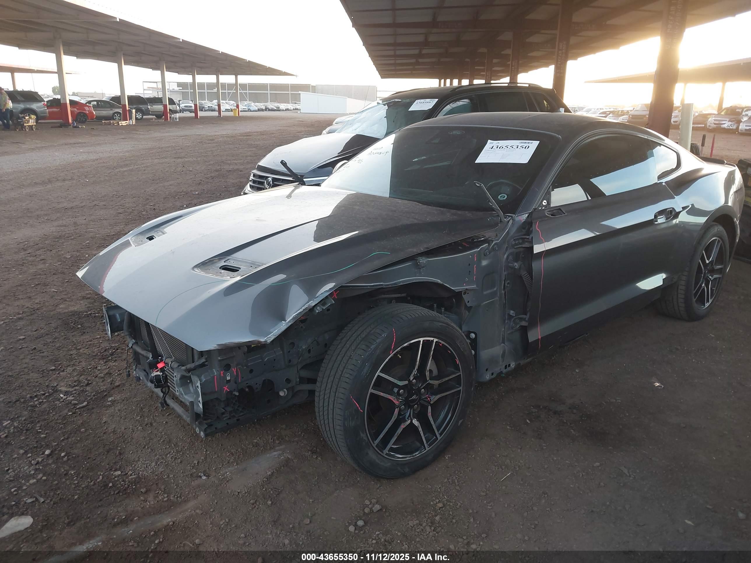 FORD MUSTANG image 2