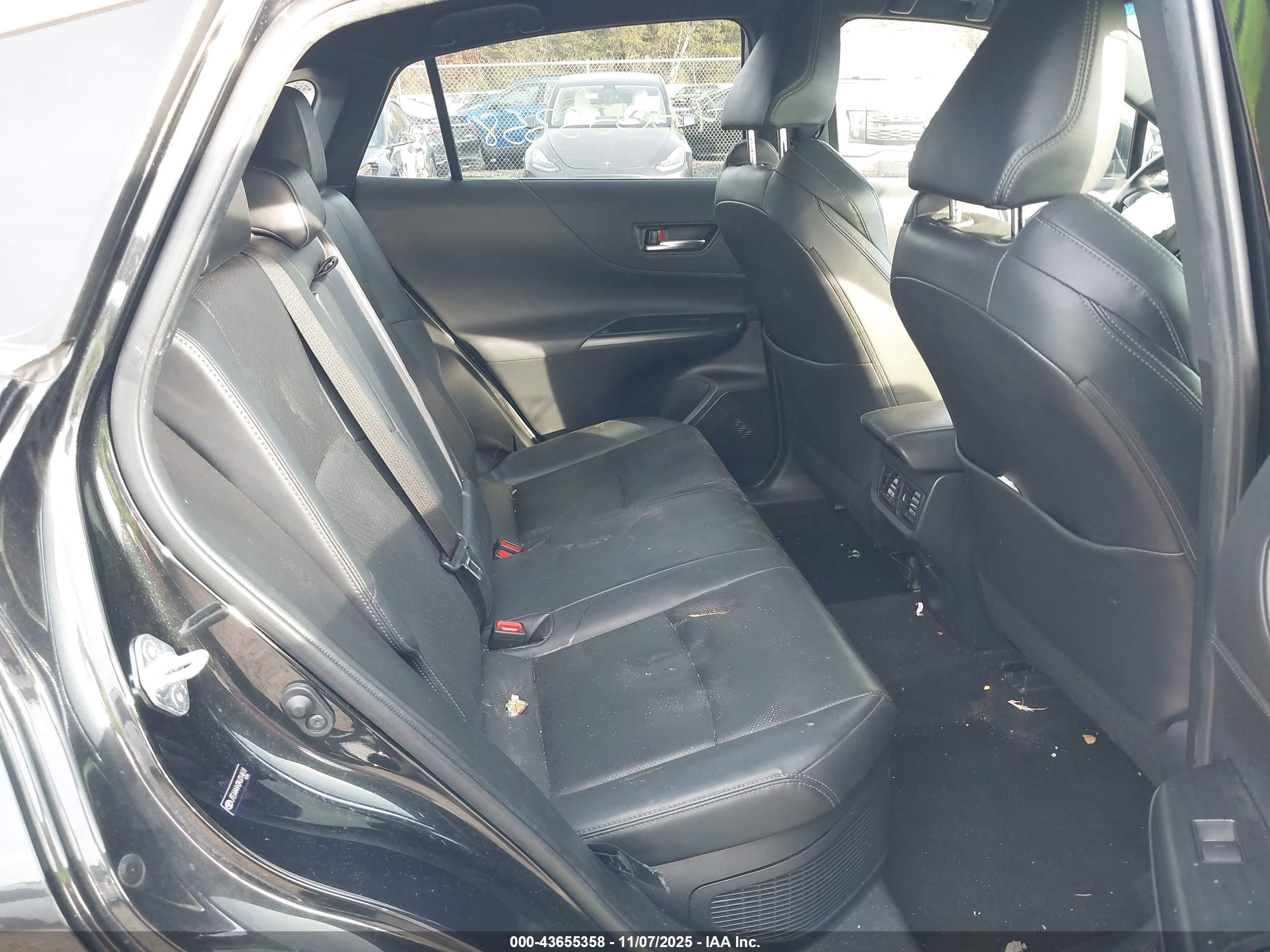 TOYOTA VENZA image 8