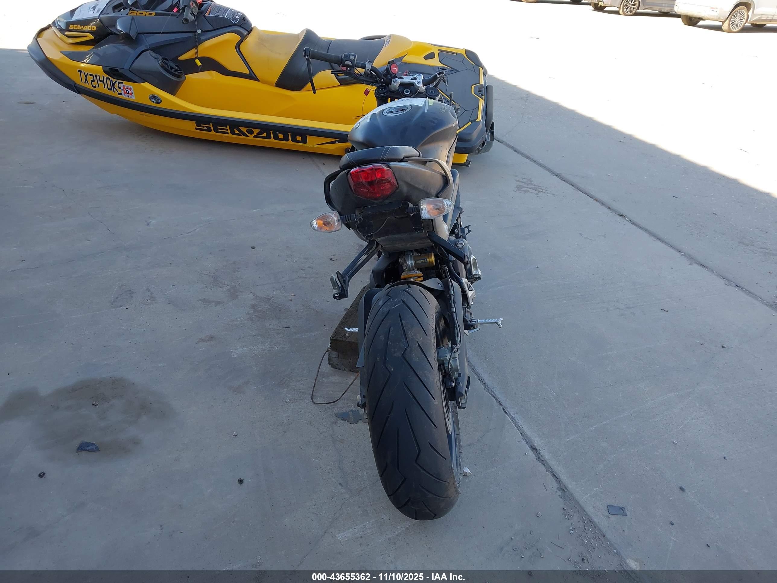 TRIUMPH MOTORCYCLE image 6