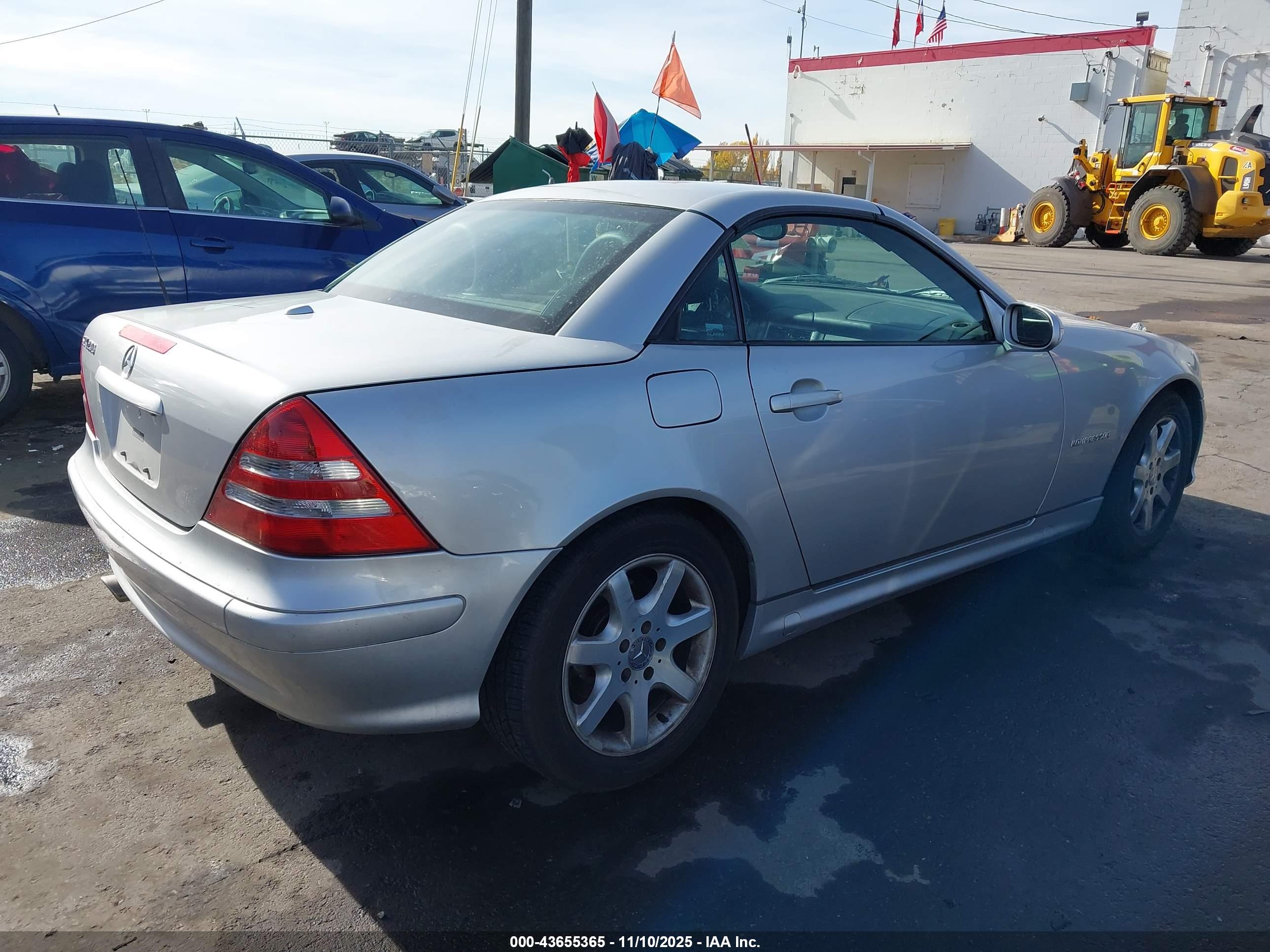 MERCEDES-BENZ SLK image 4