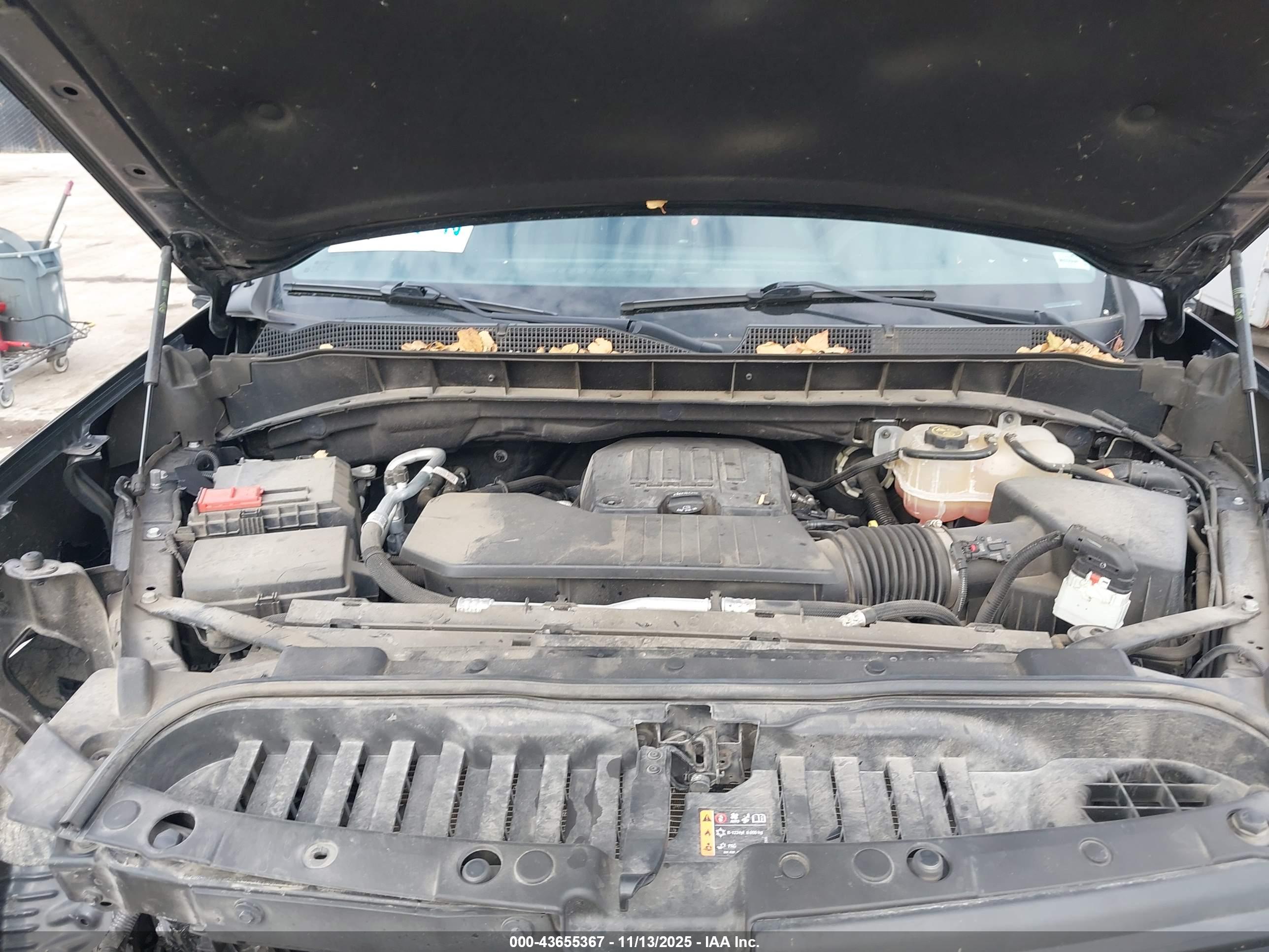 CHEVROLET SILVERADO image 10