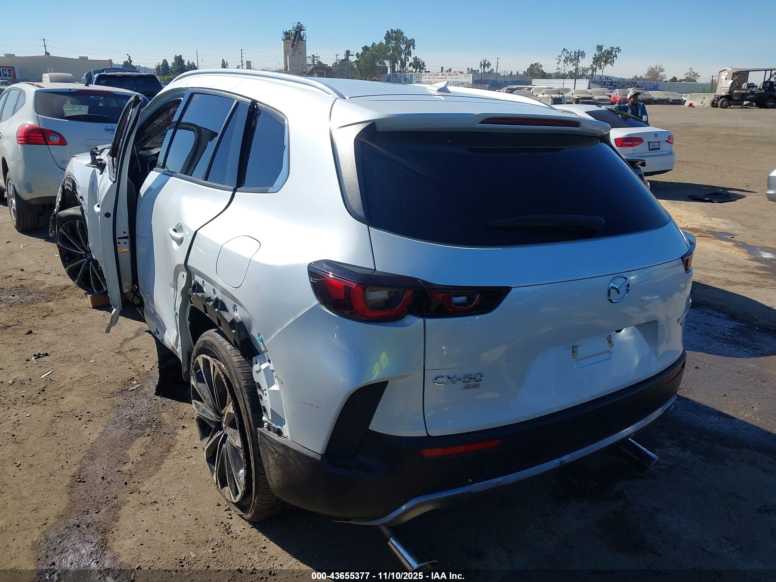 MAZDA CX-50 image 3