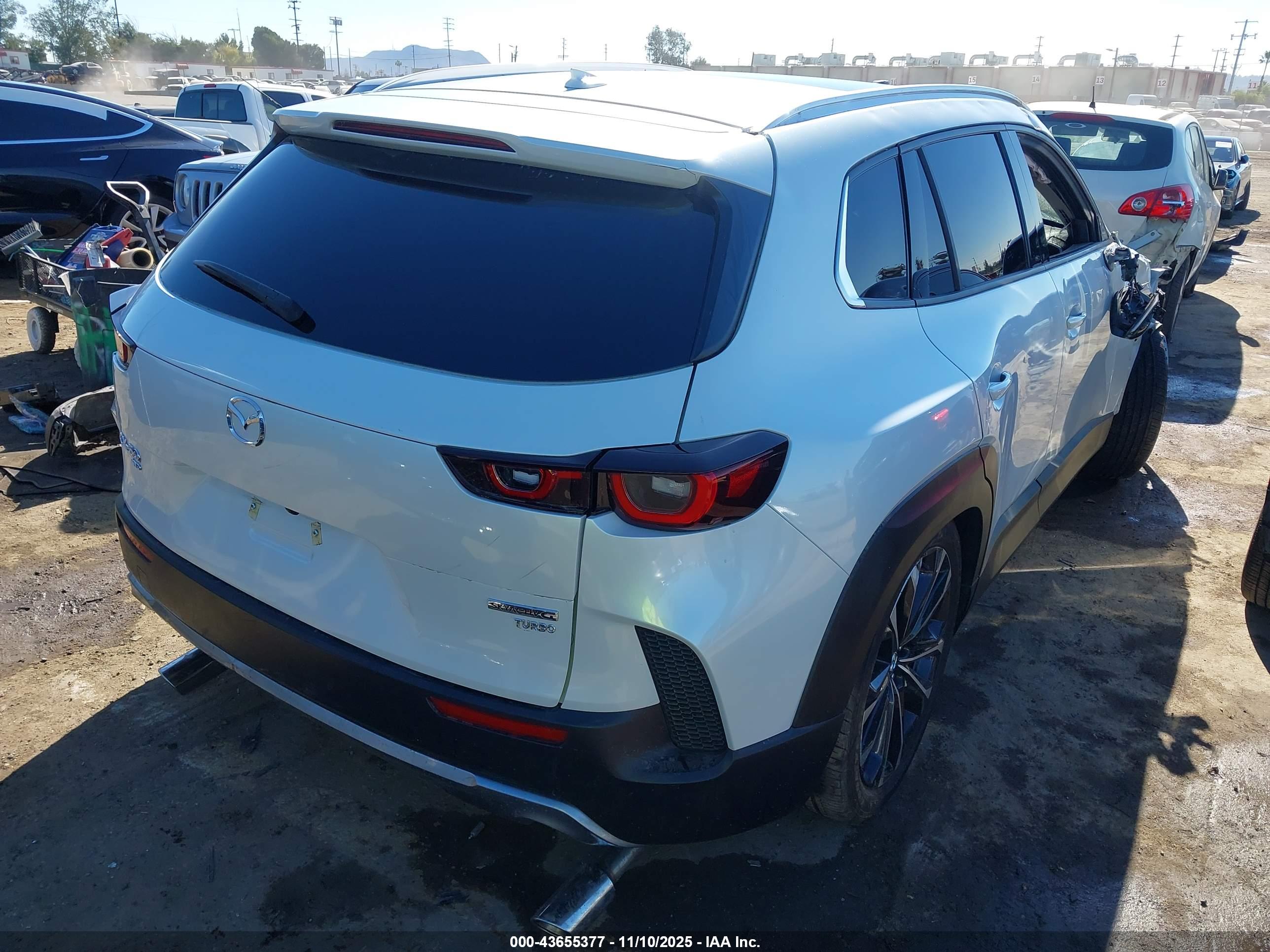 MAZDA CX-50 image 4