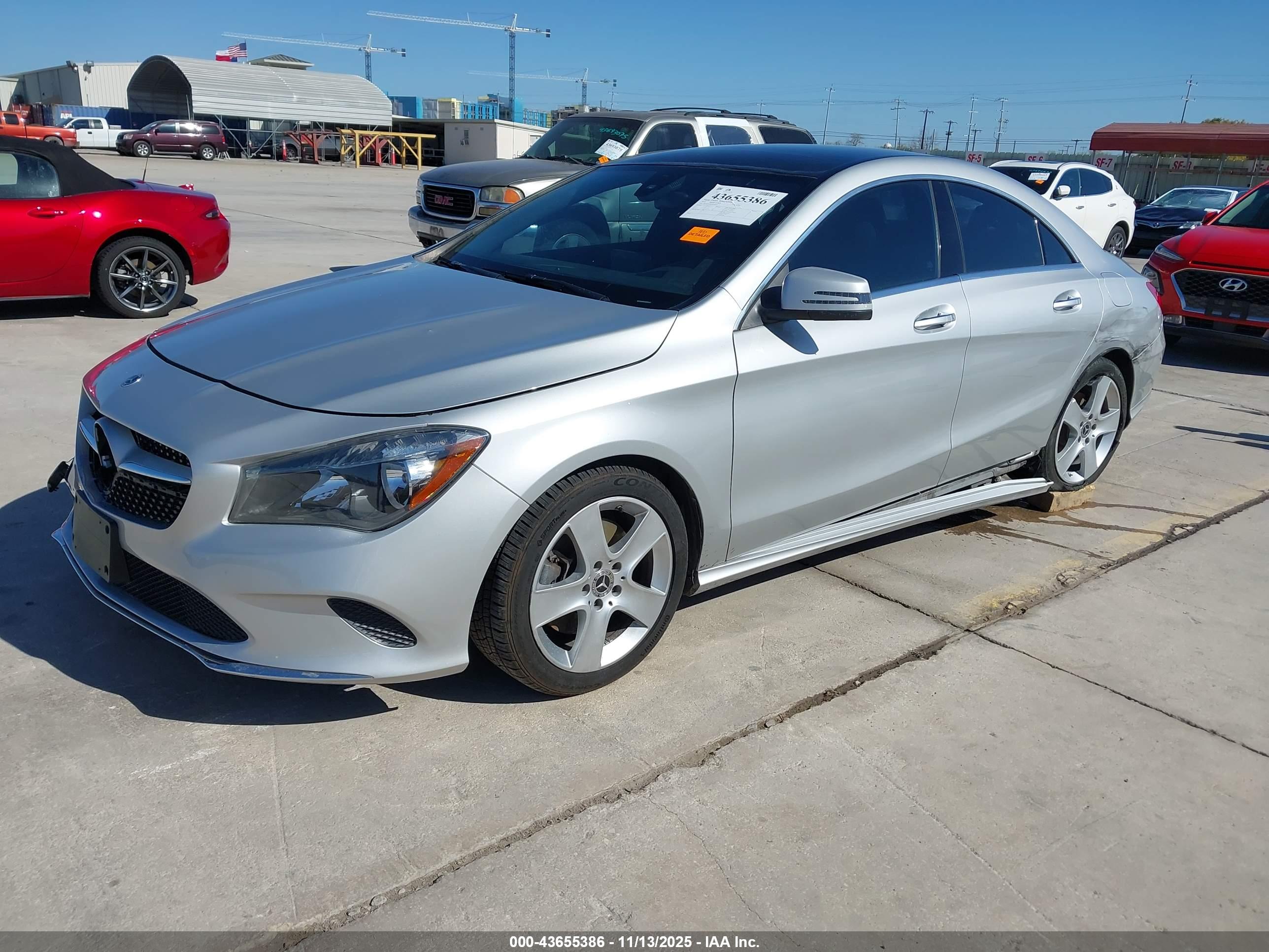 MERCEDES-BENZ CLA image 2