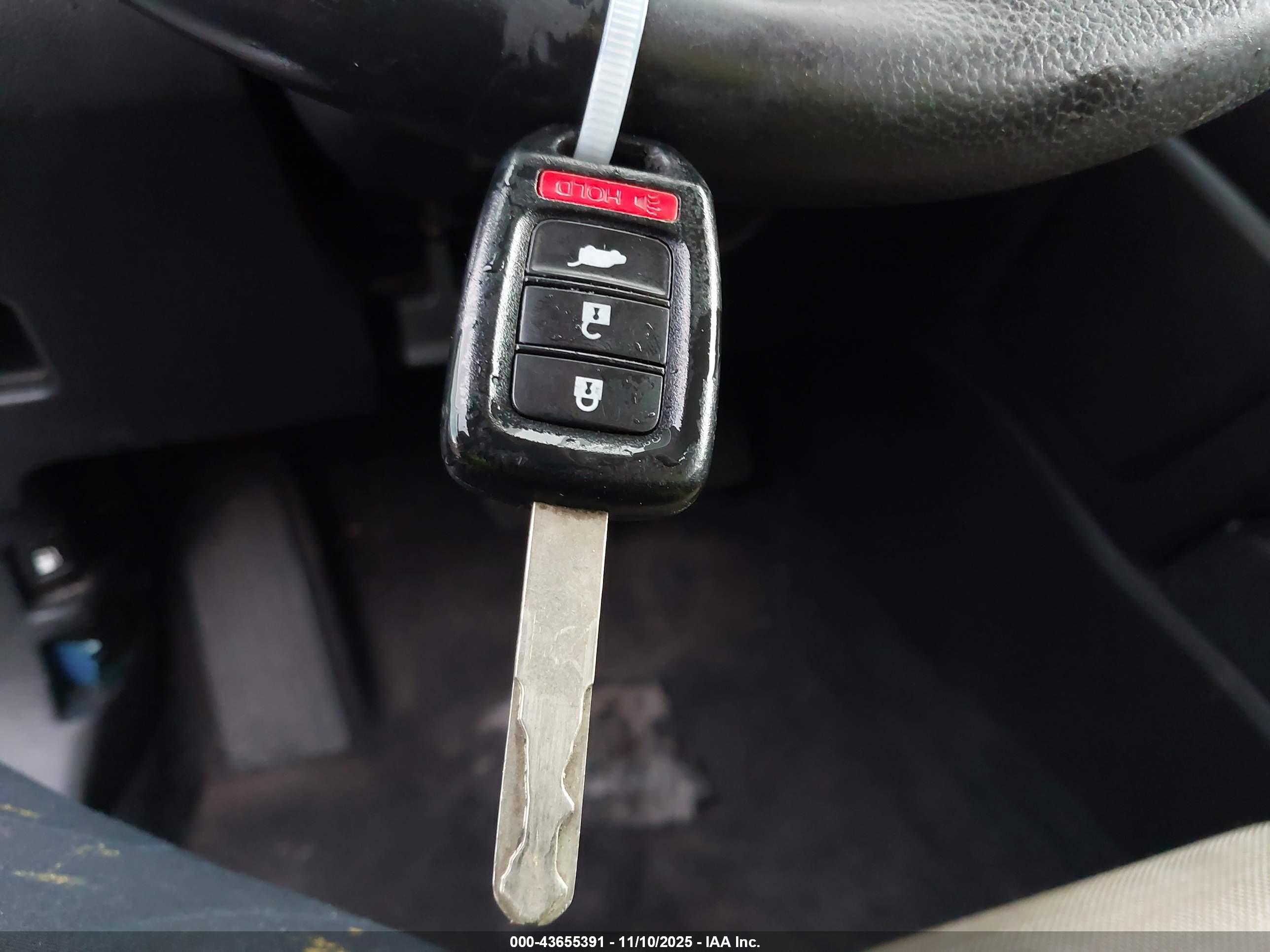 HONDA CR-V image 11