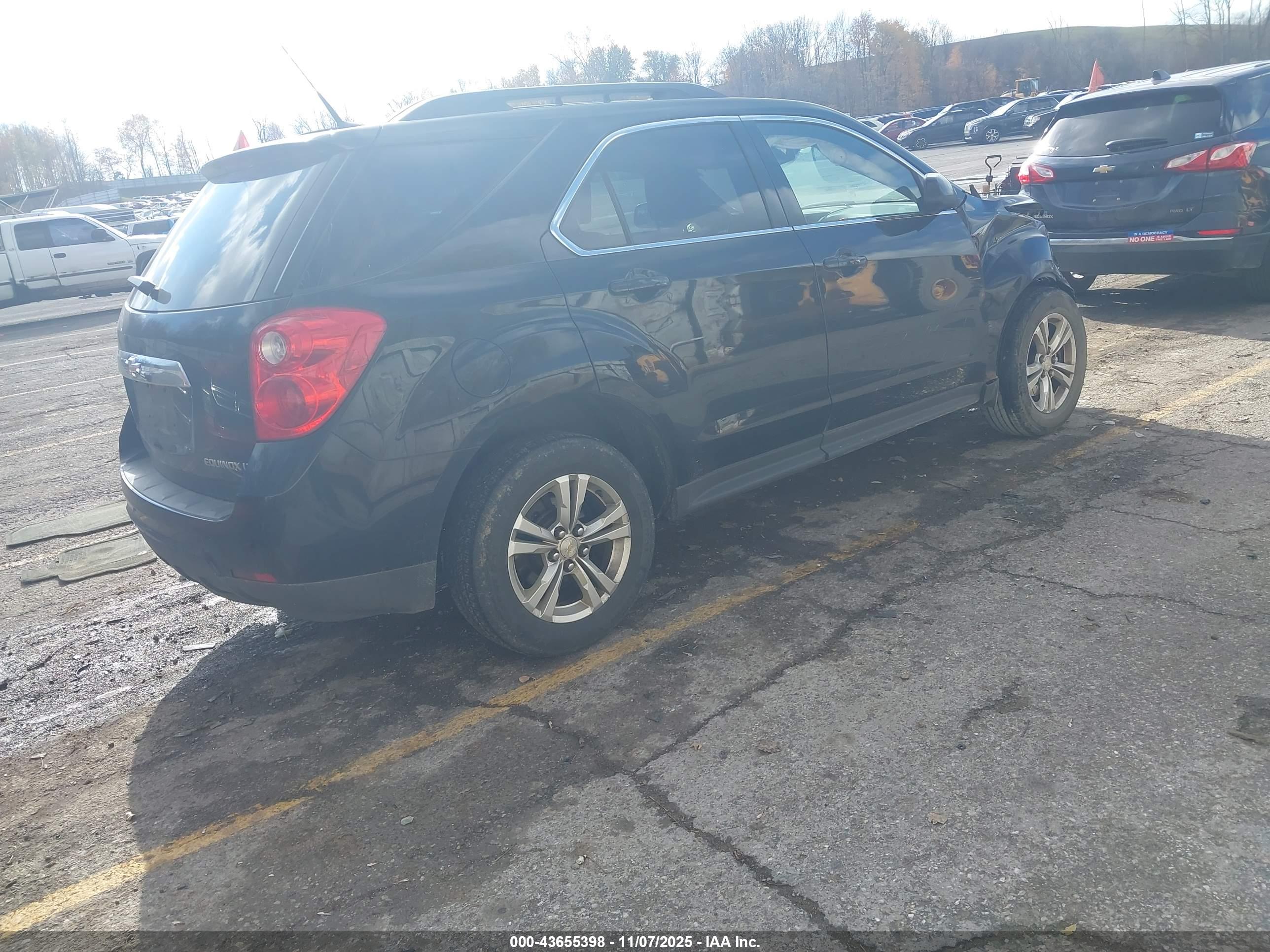 CHEVROLET EQUINOX image 4
