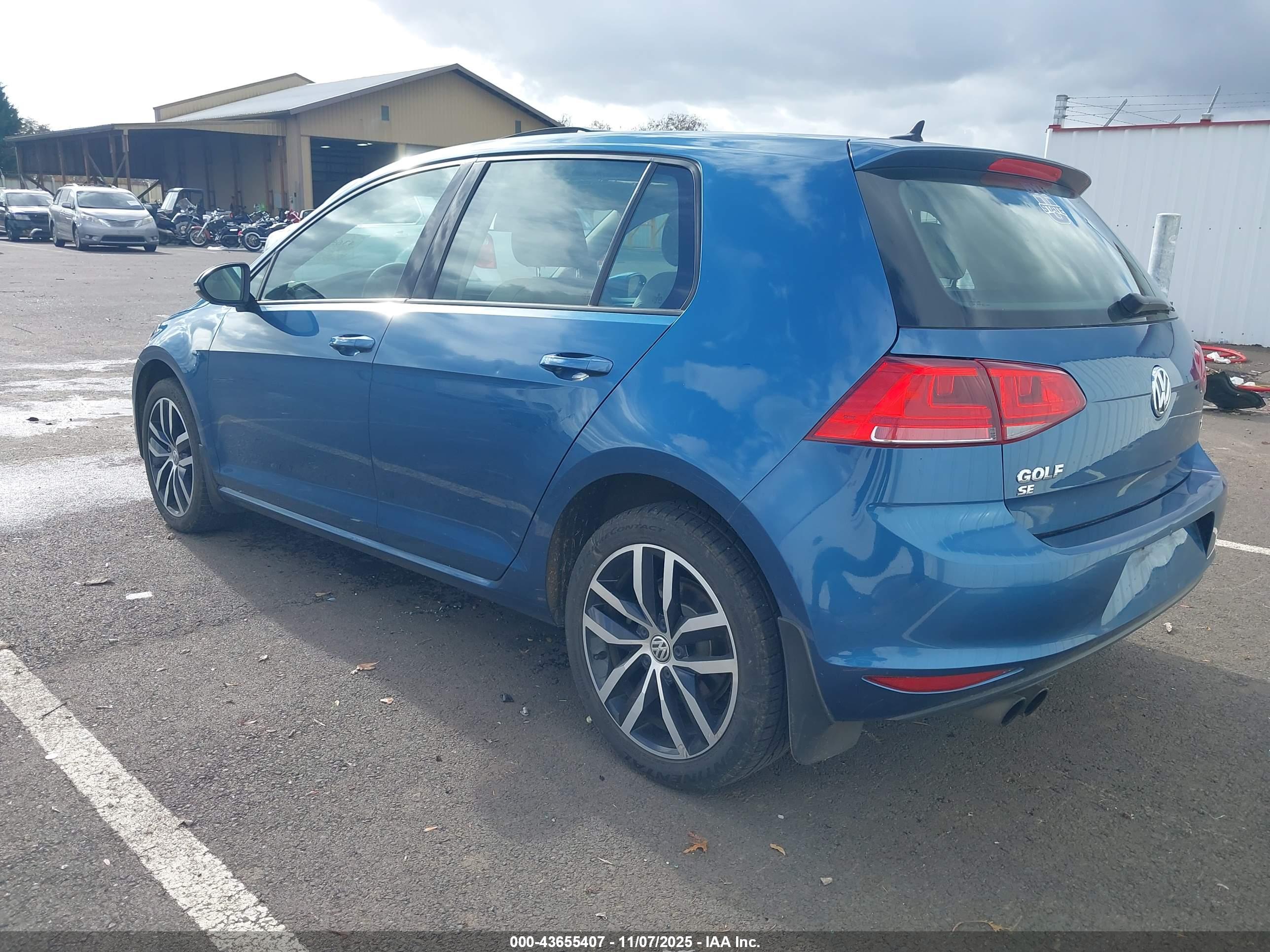 VOLKSWAGEN GOLF image 3