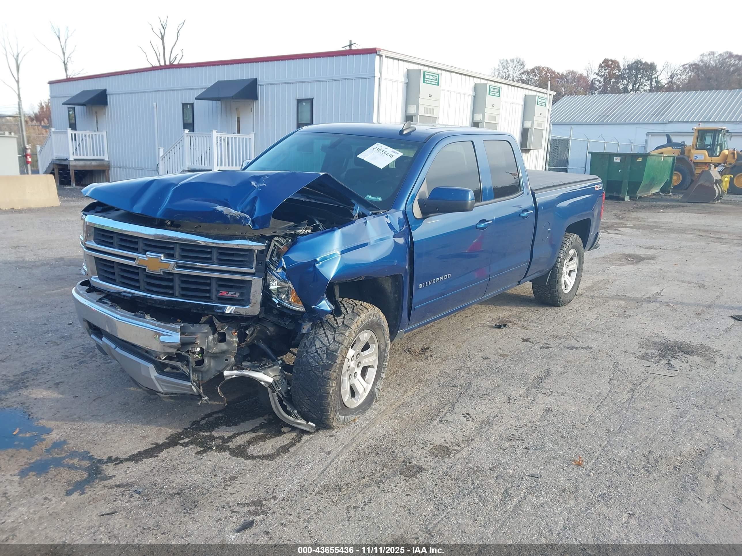 CHEVROLET SILVERADO image 2