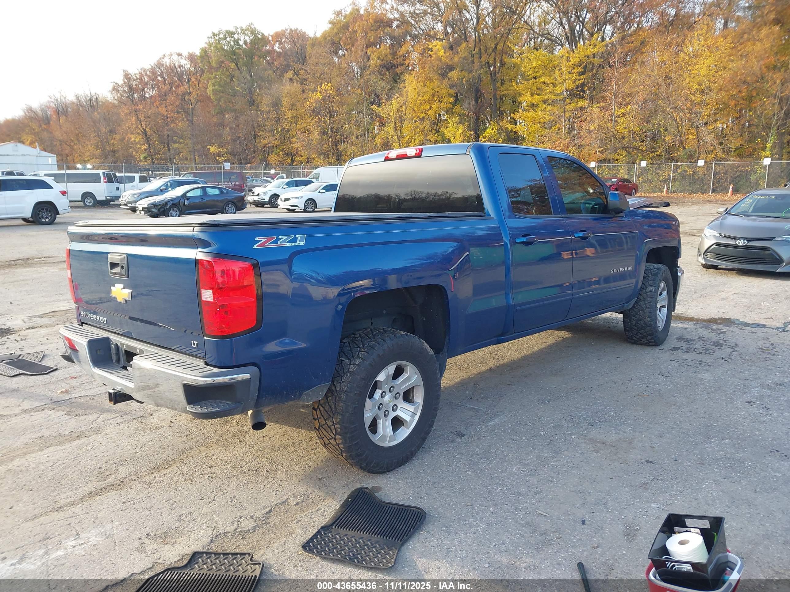 CHEVROLET SILVERADO image 4