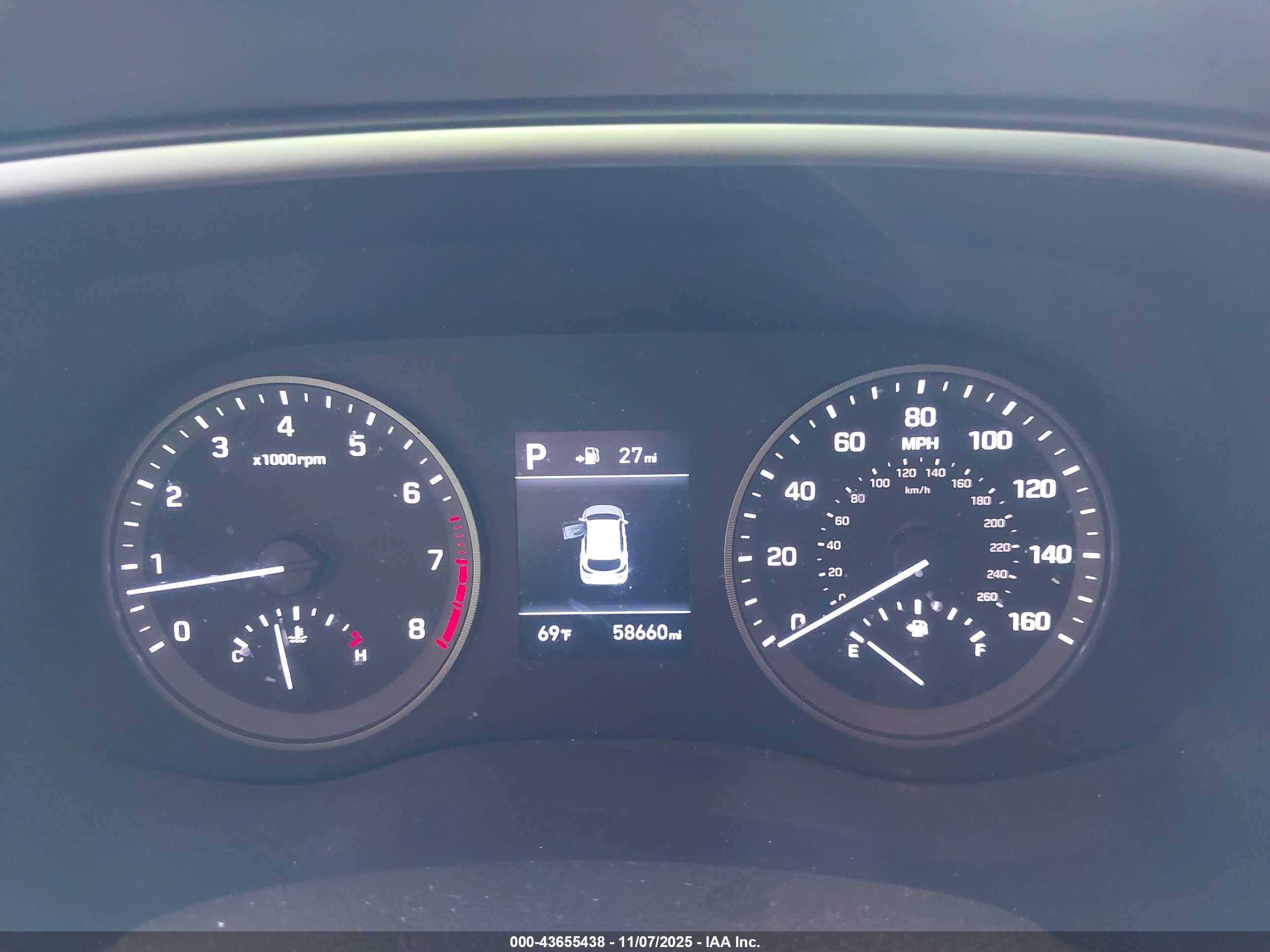 HYUNDAI TUCSON image 7