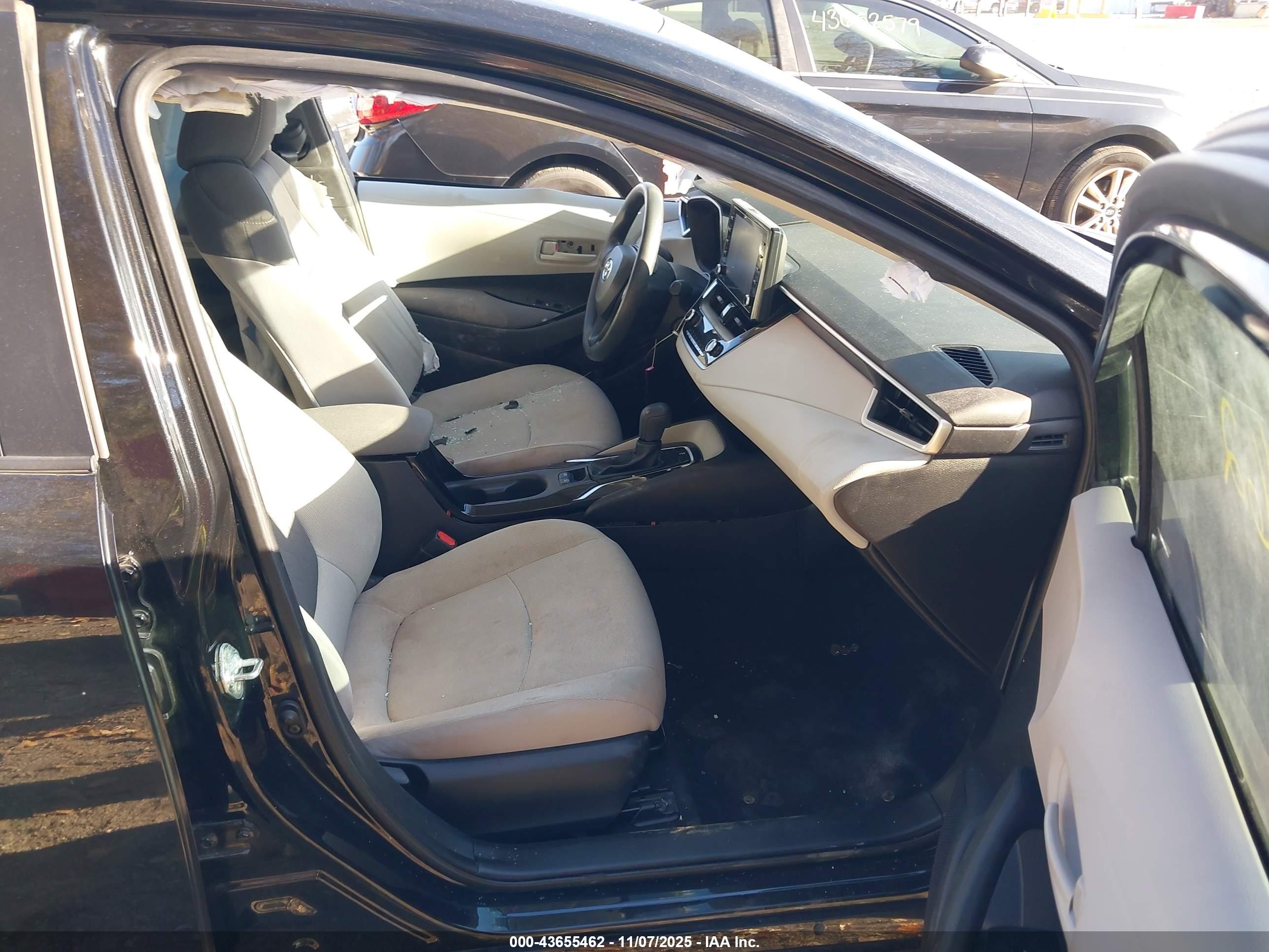 TOYOTA COROLLA image 5