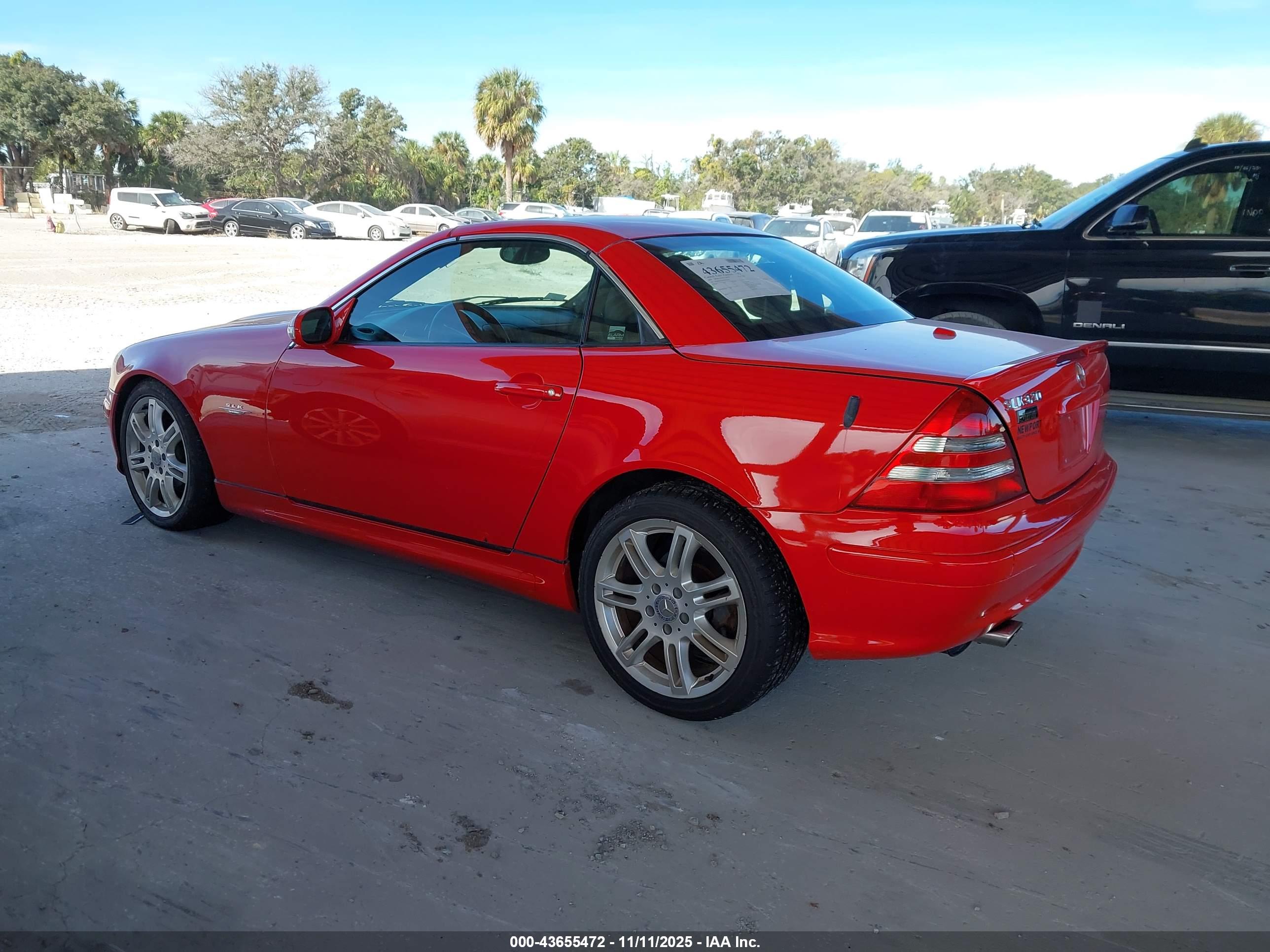 MERCEDES-BENZ SLK image 3