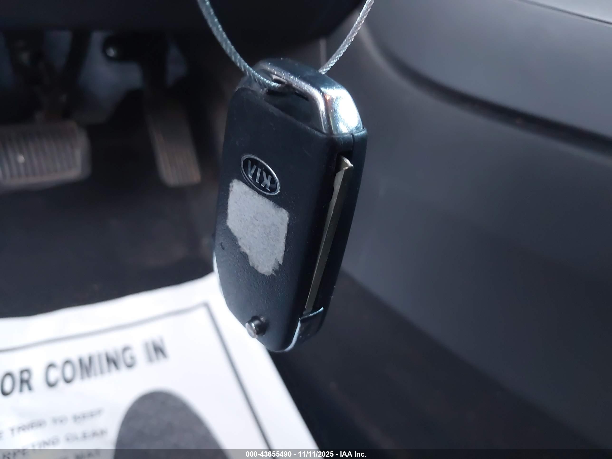 KIA SELTOS image 11