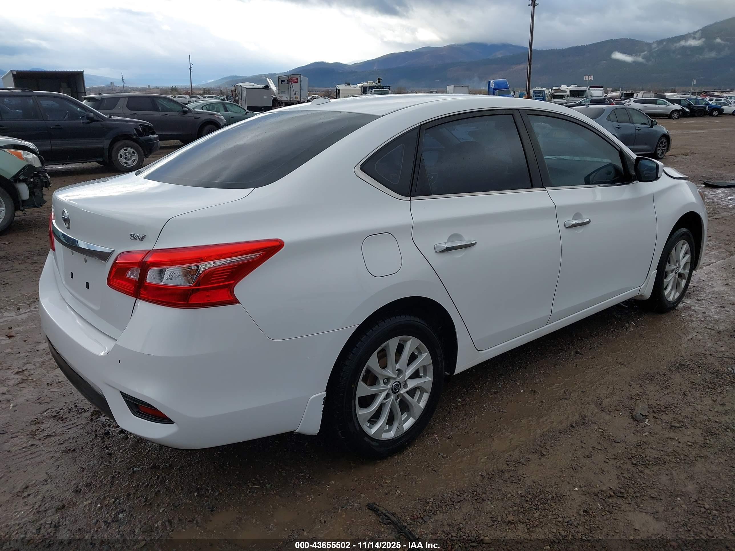 NISSAN SENTRA image 4