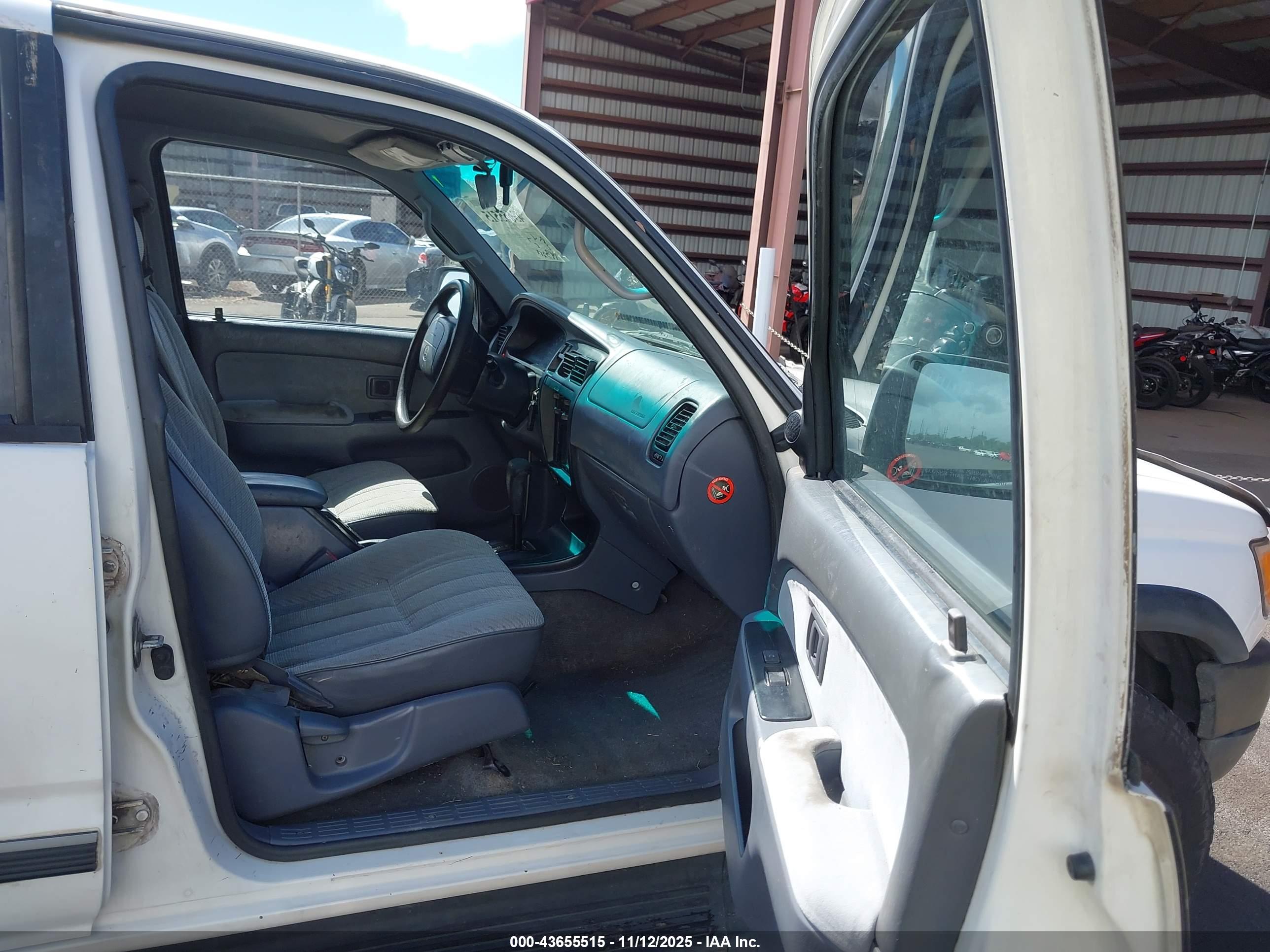 TOYOTA 4RUNNER image 5