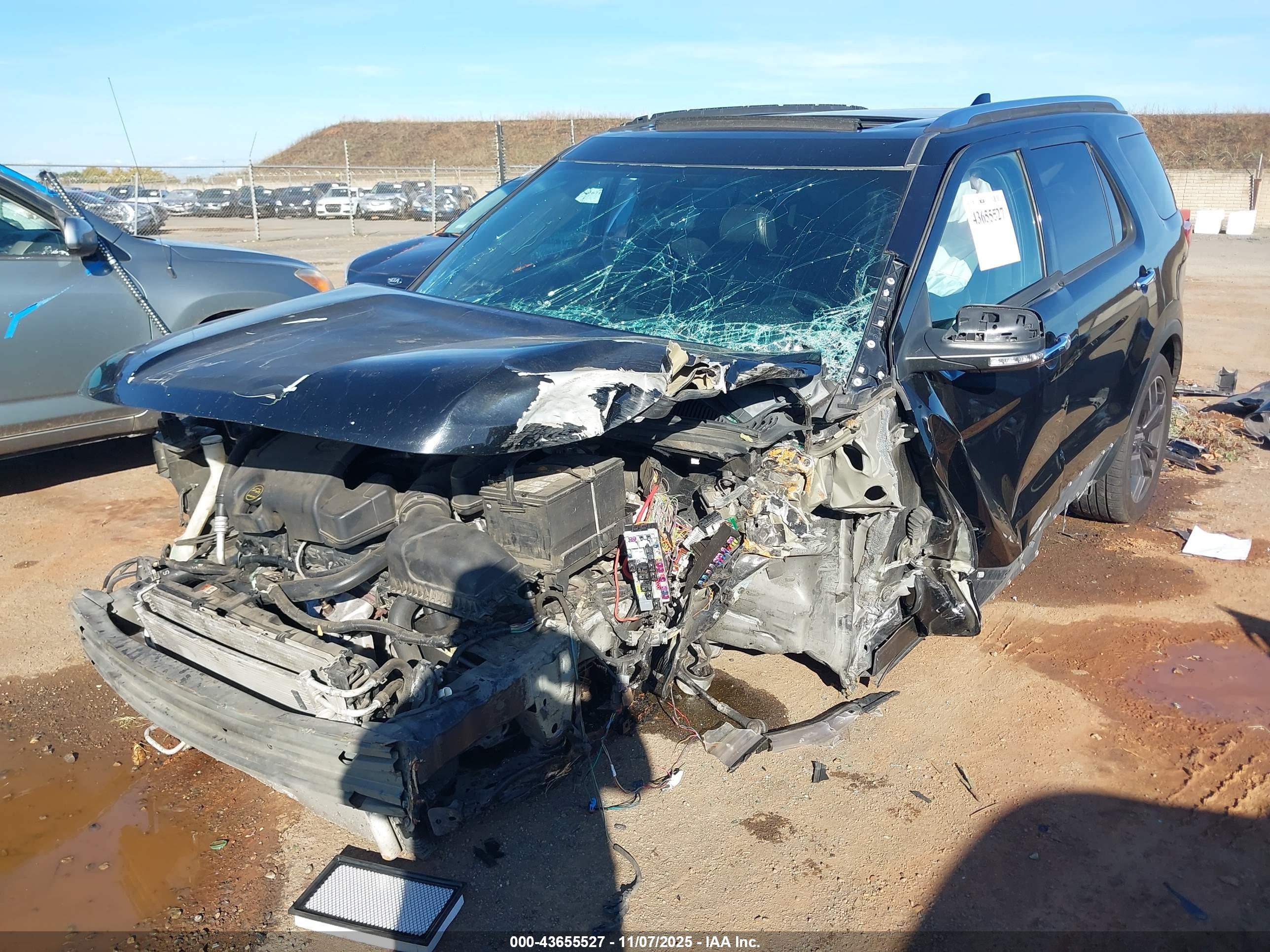 FORD EXPLORER image 2
