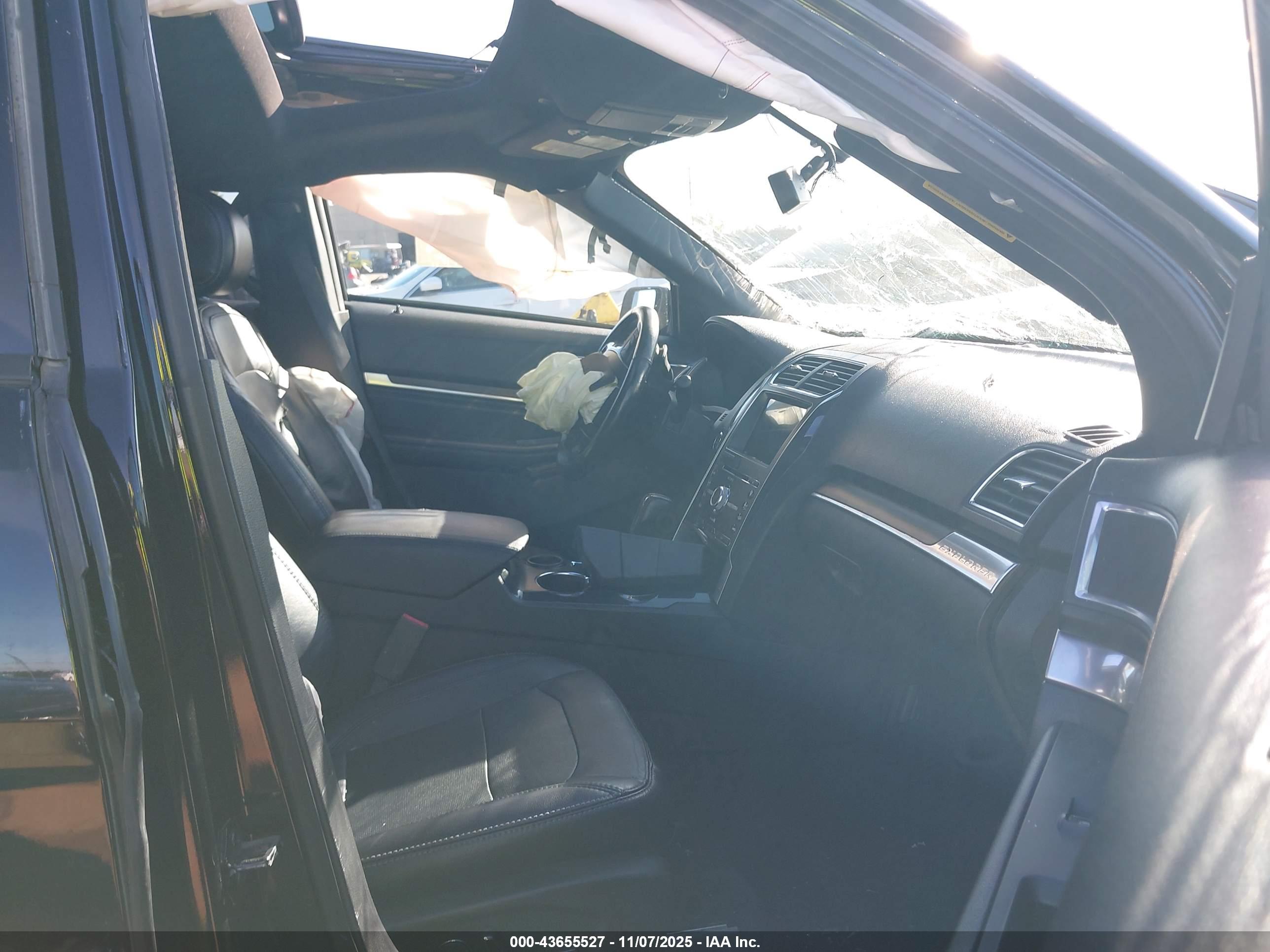 FORD EXPLORER image 5
