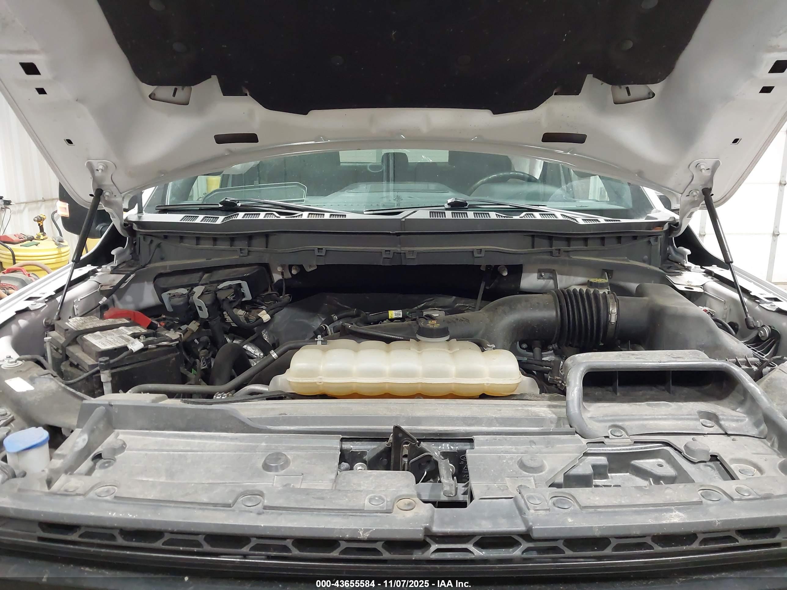 FORD F-150 image 10