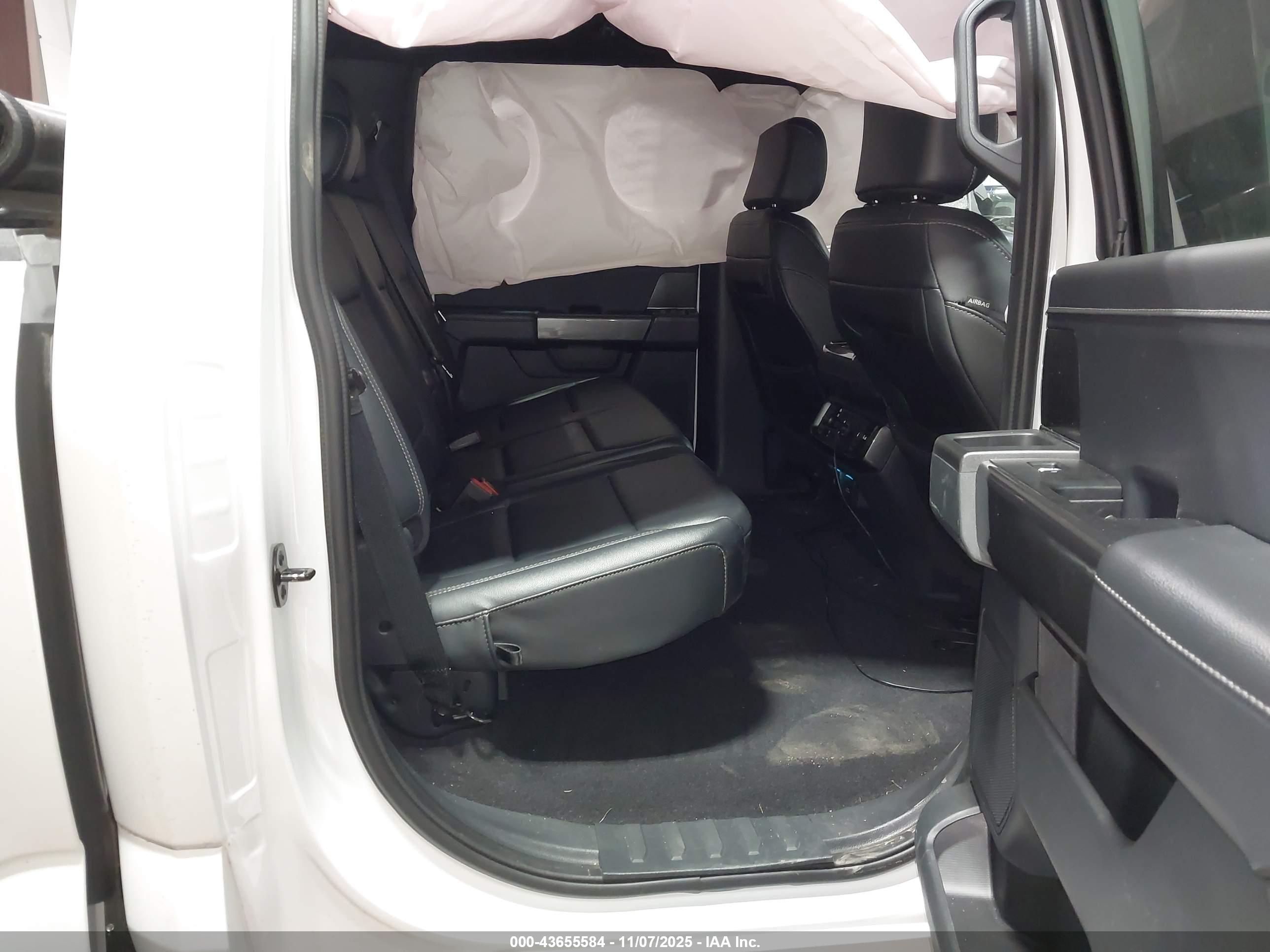 FORD F-150 image 8