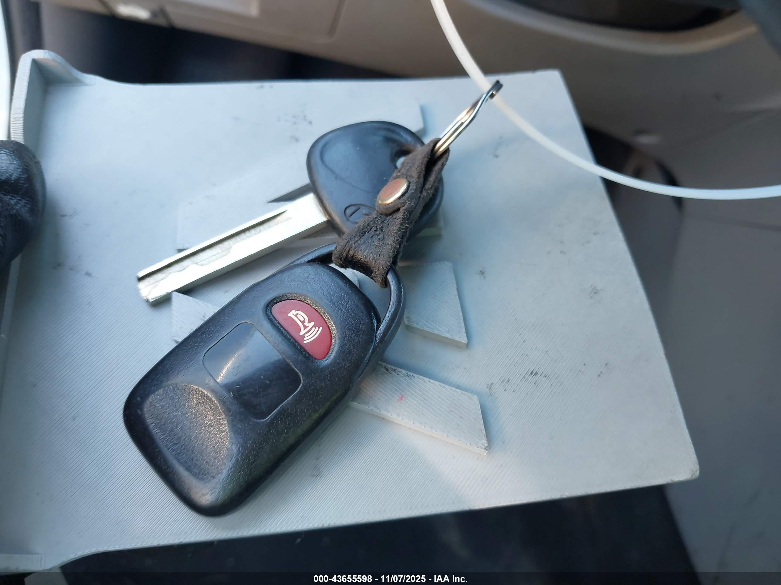 HYUNDAI ACCENT image 11