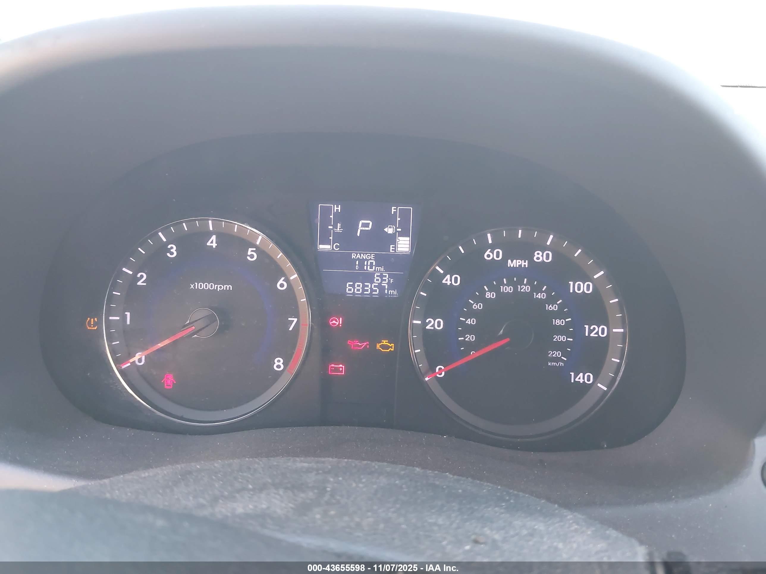 HYUNDAI ACCENT image 7